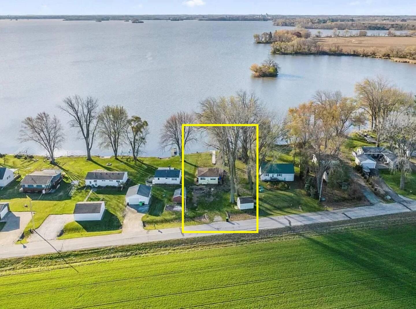 W9551 Stone Ledge Rd