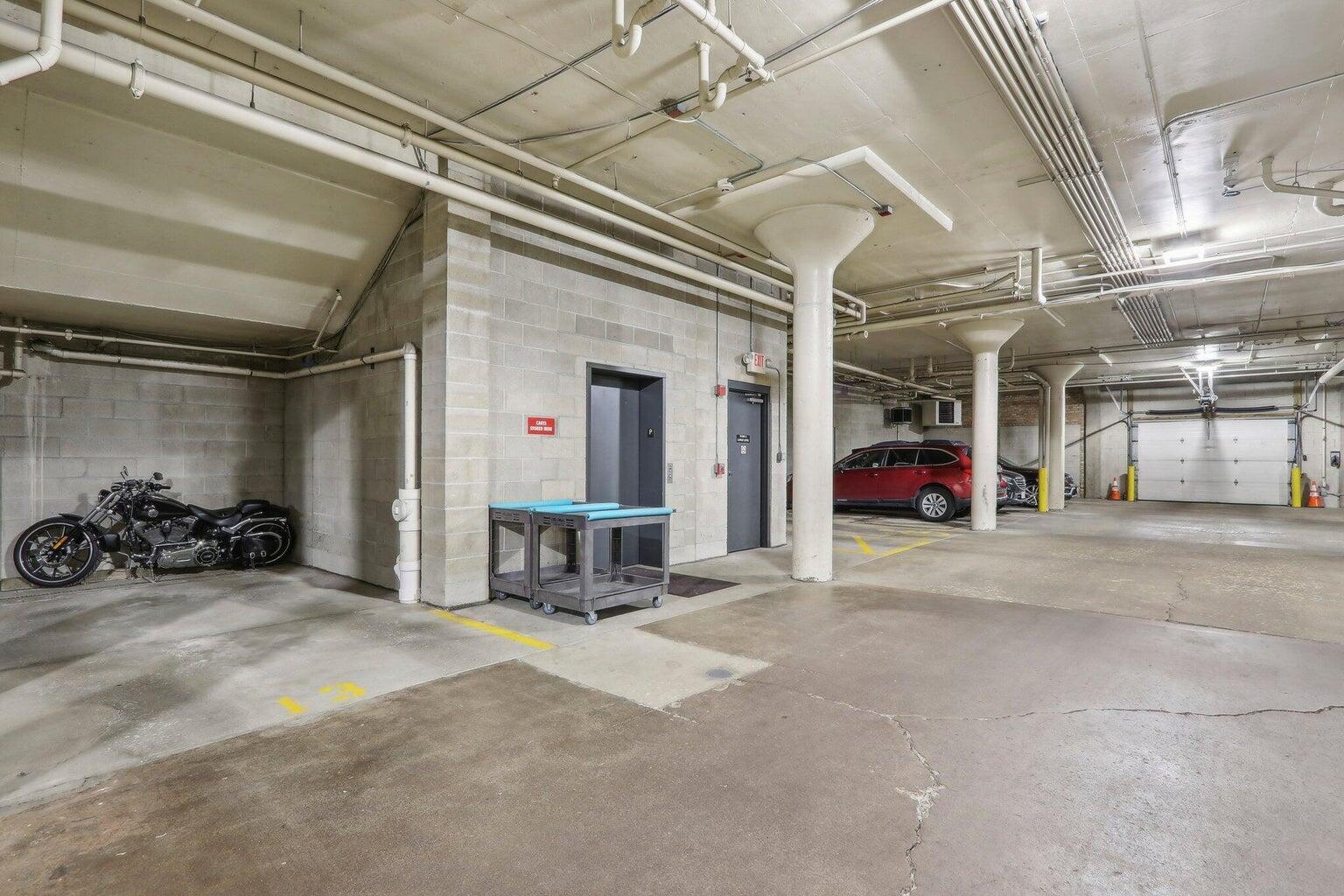 1924 N Hubbard St 502