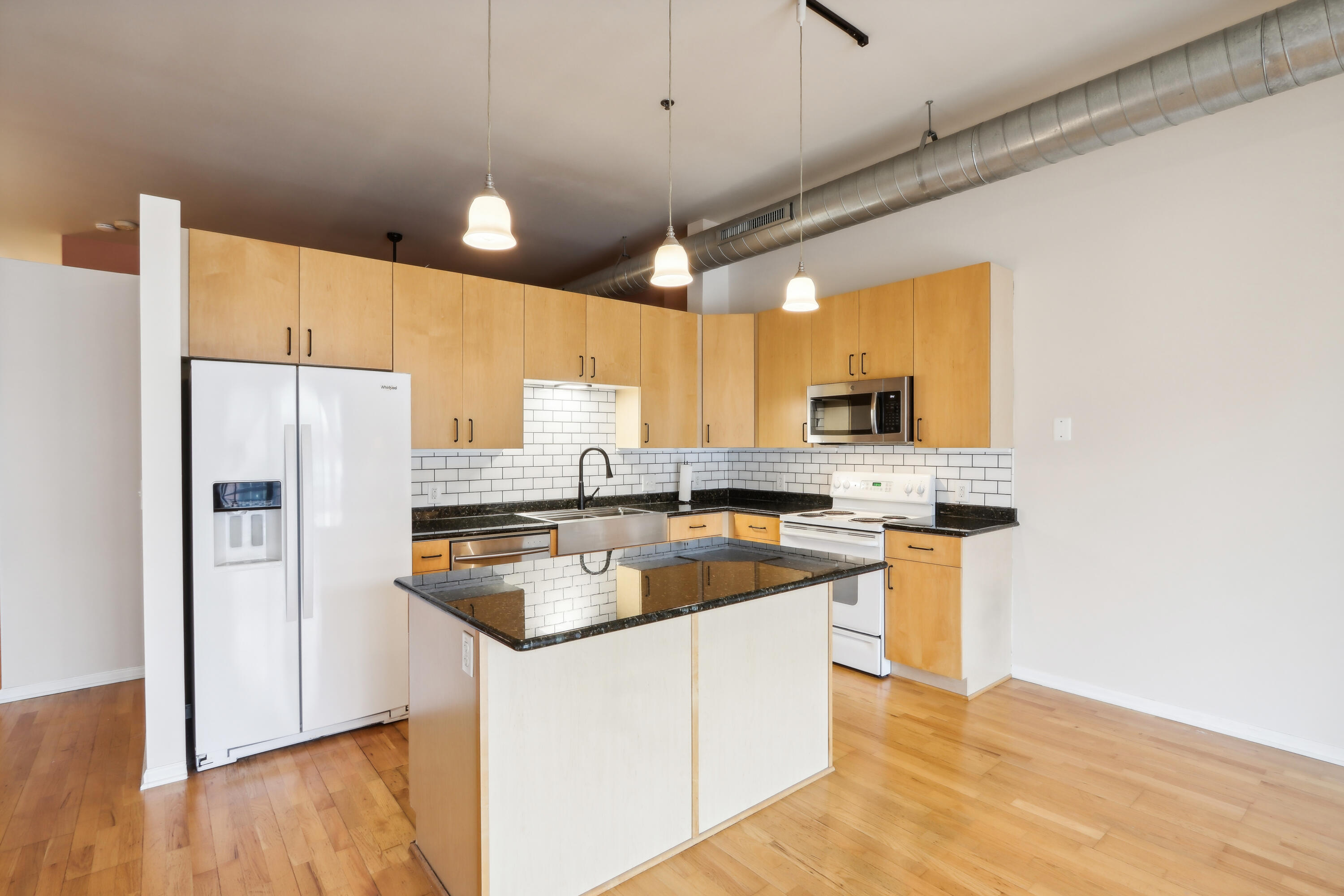 1924 N Hubbard St 502