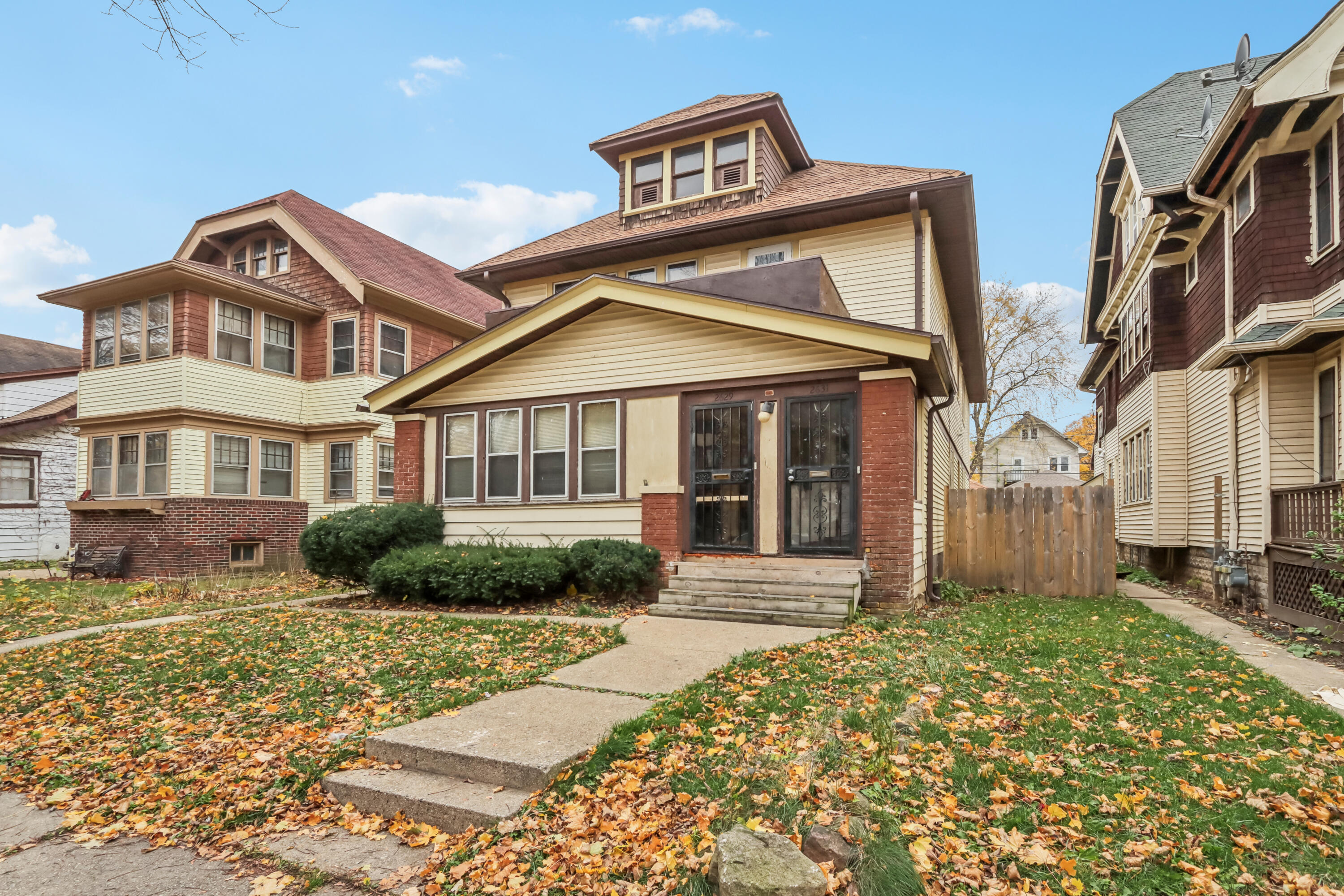 2629 N 49th St 2631