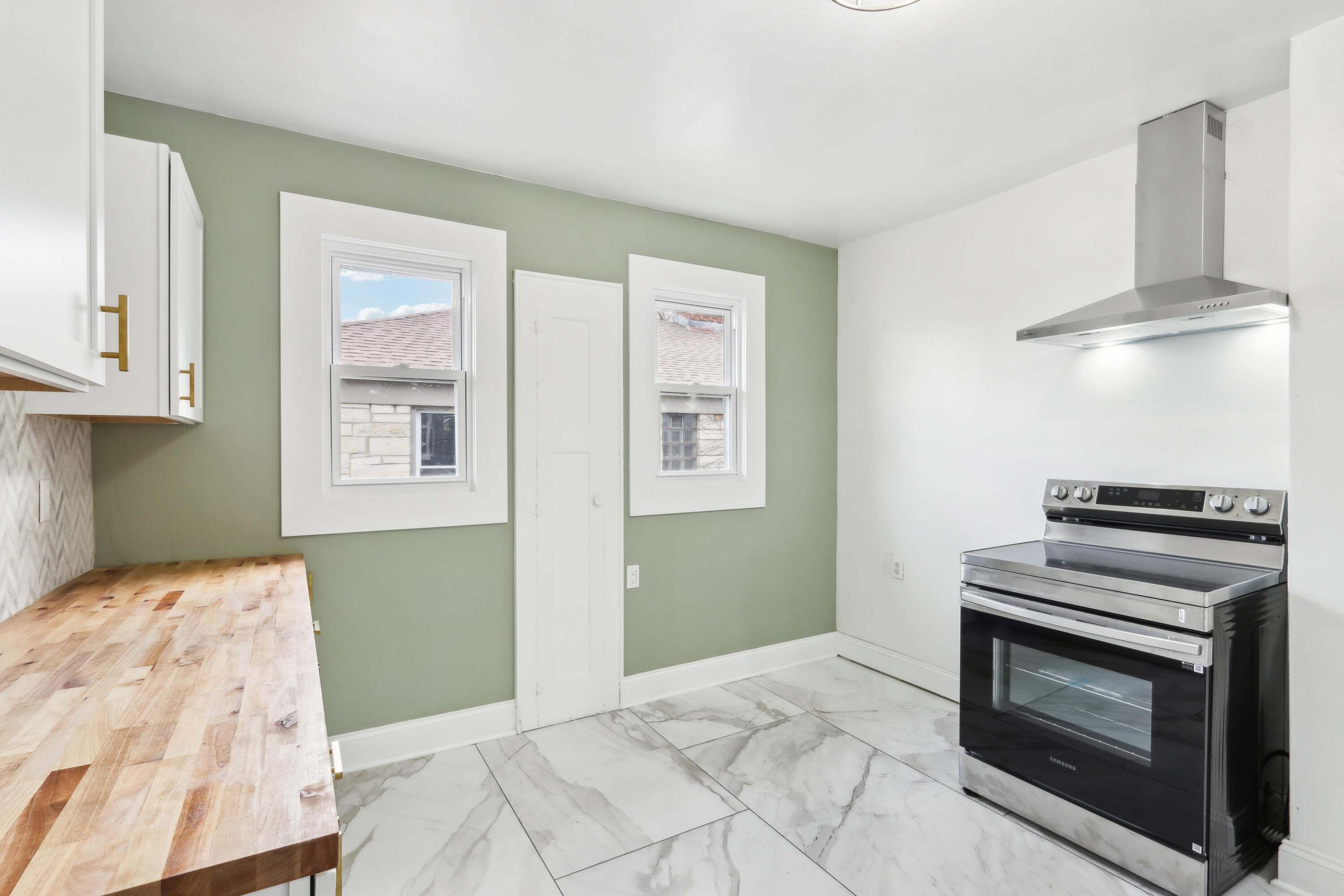 4438 W Medford Ave