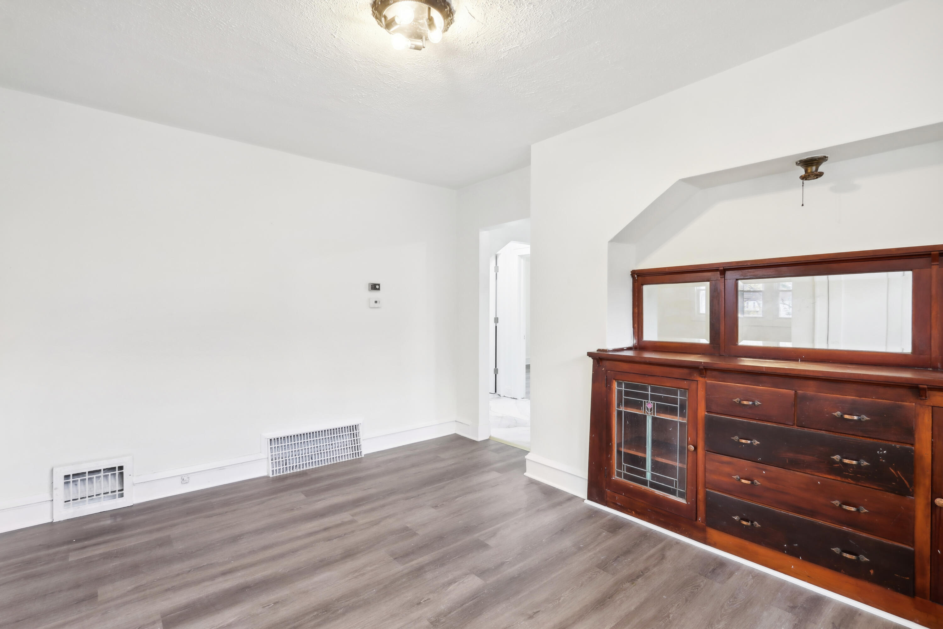 4438 W Medford Ave
