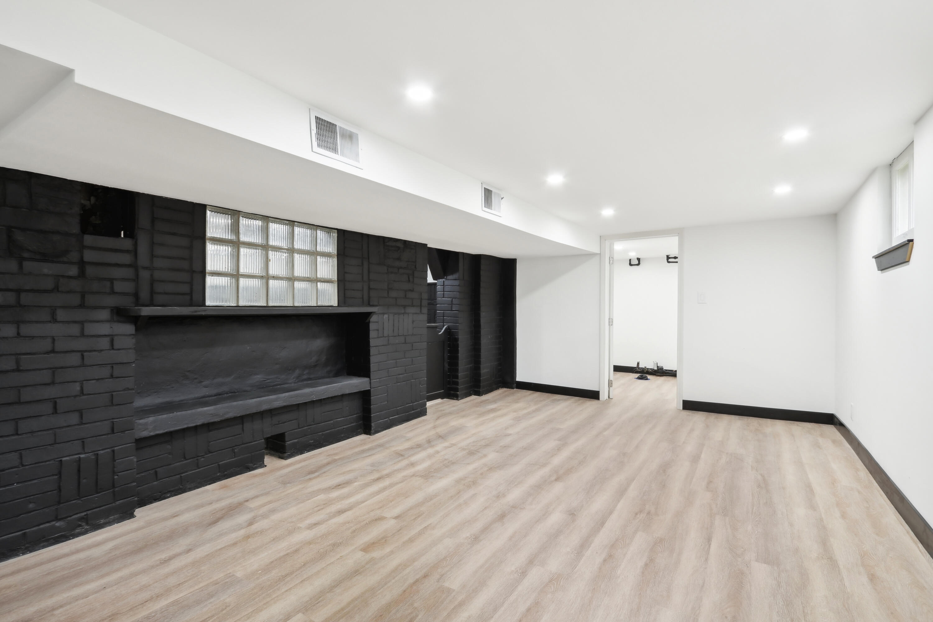 4438 W Medford Ave