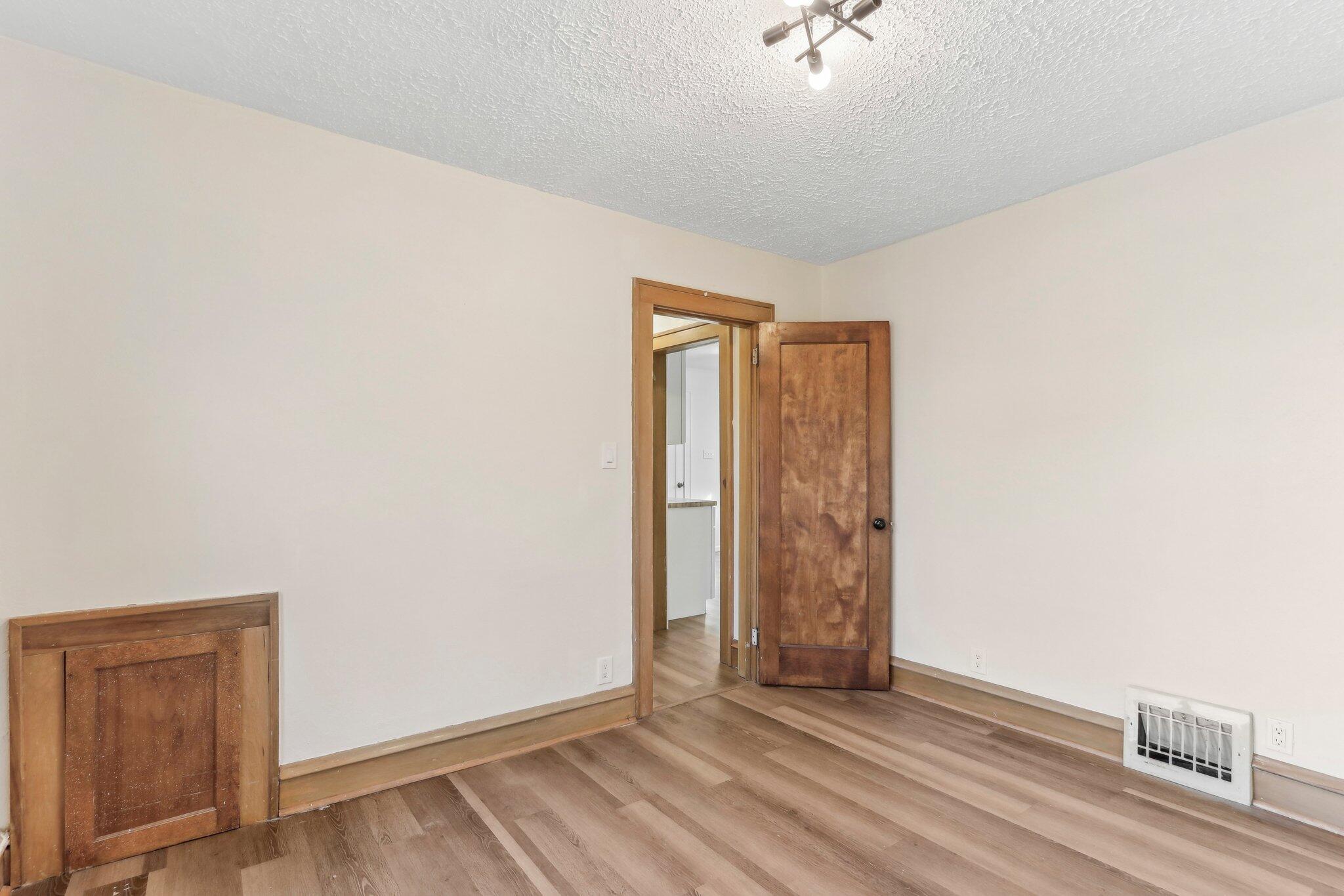 4438 W Medford Ave