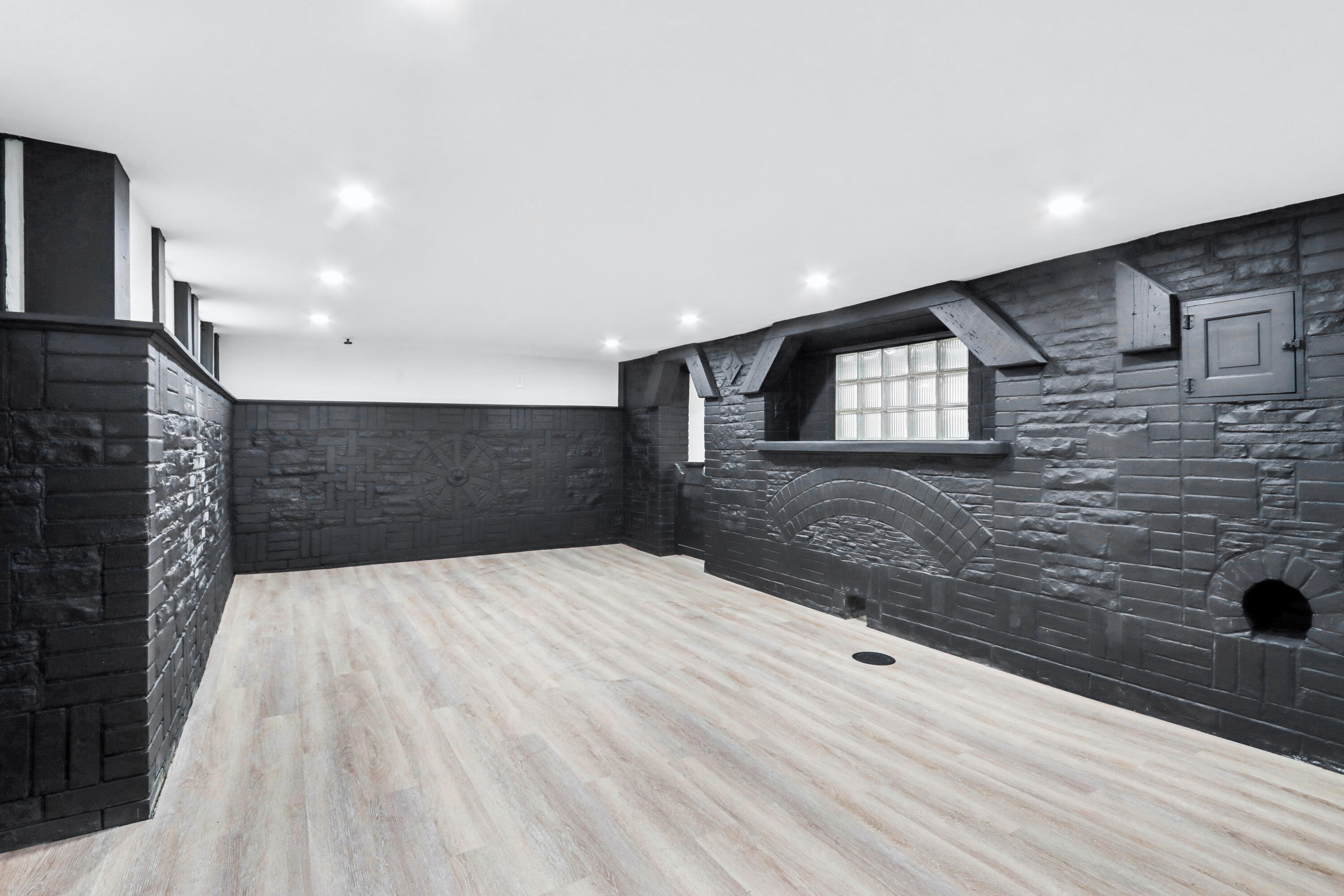 4438 W Medford Ave
