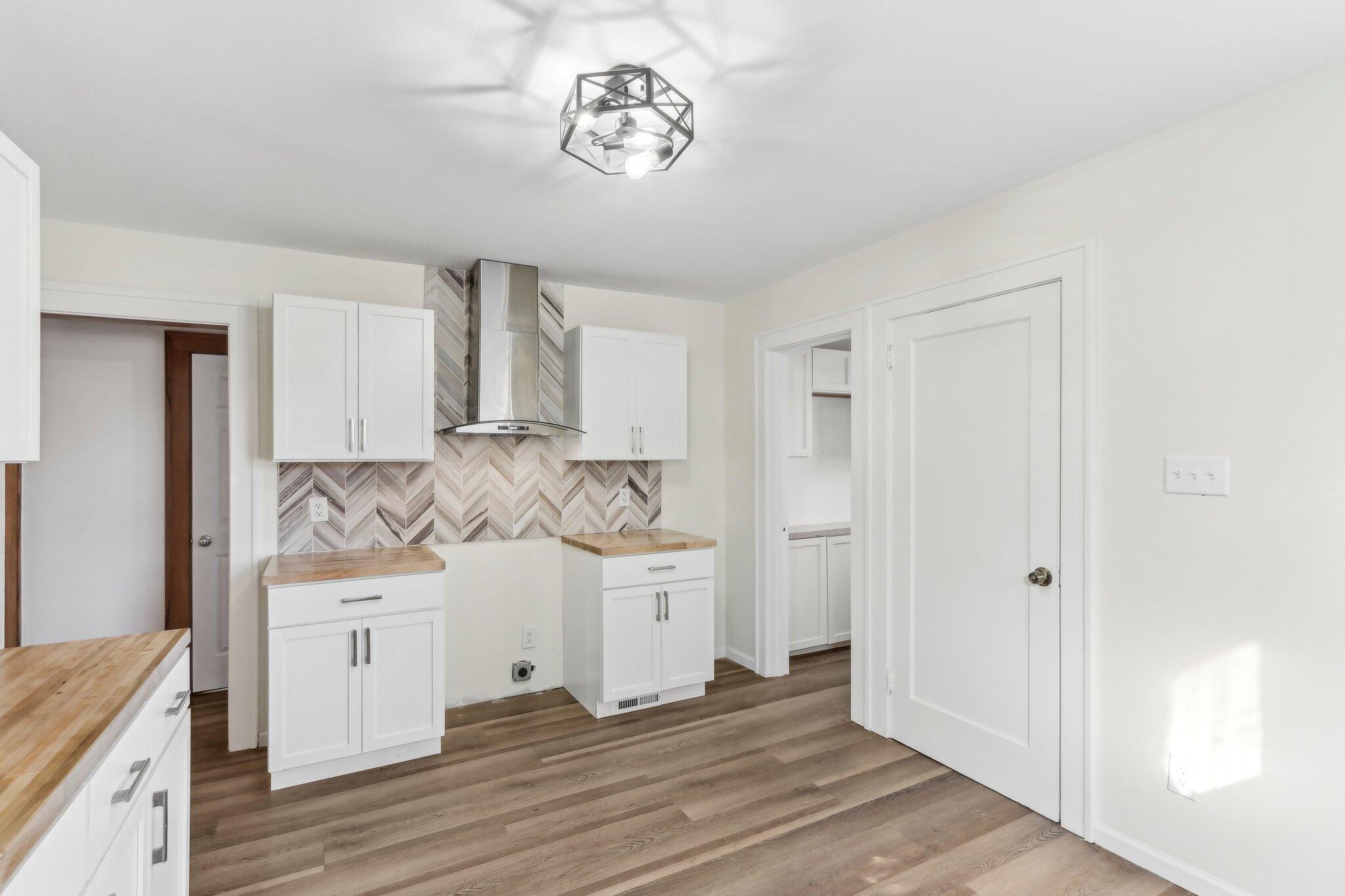 4438 W Medford Ave