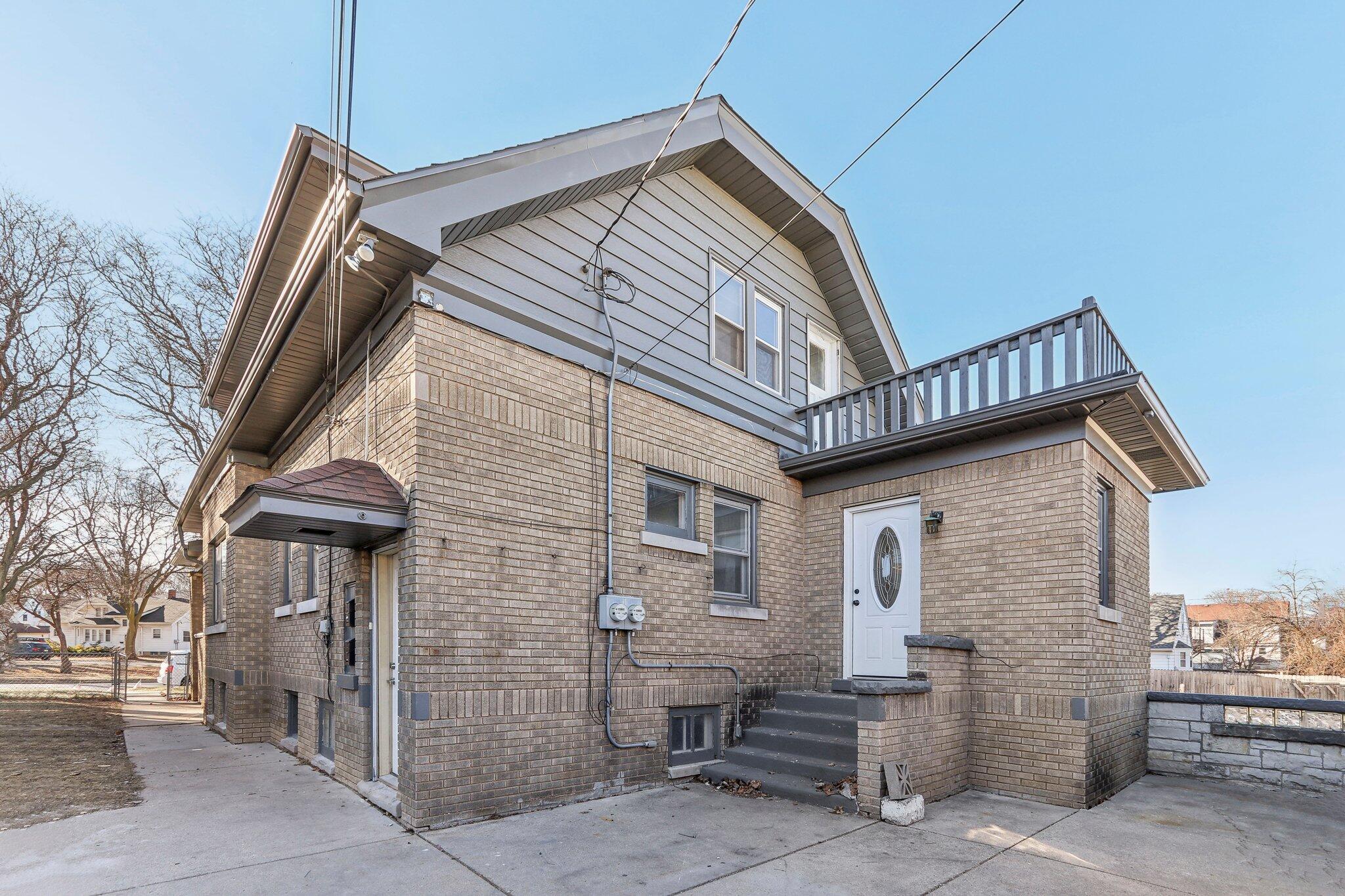 4438 W Medford Ave