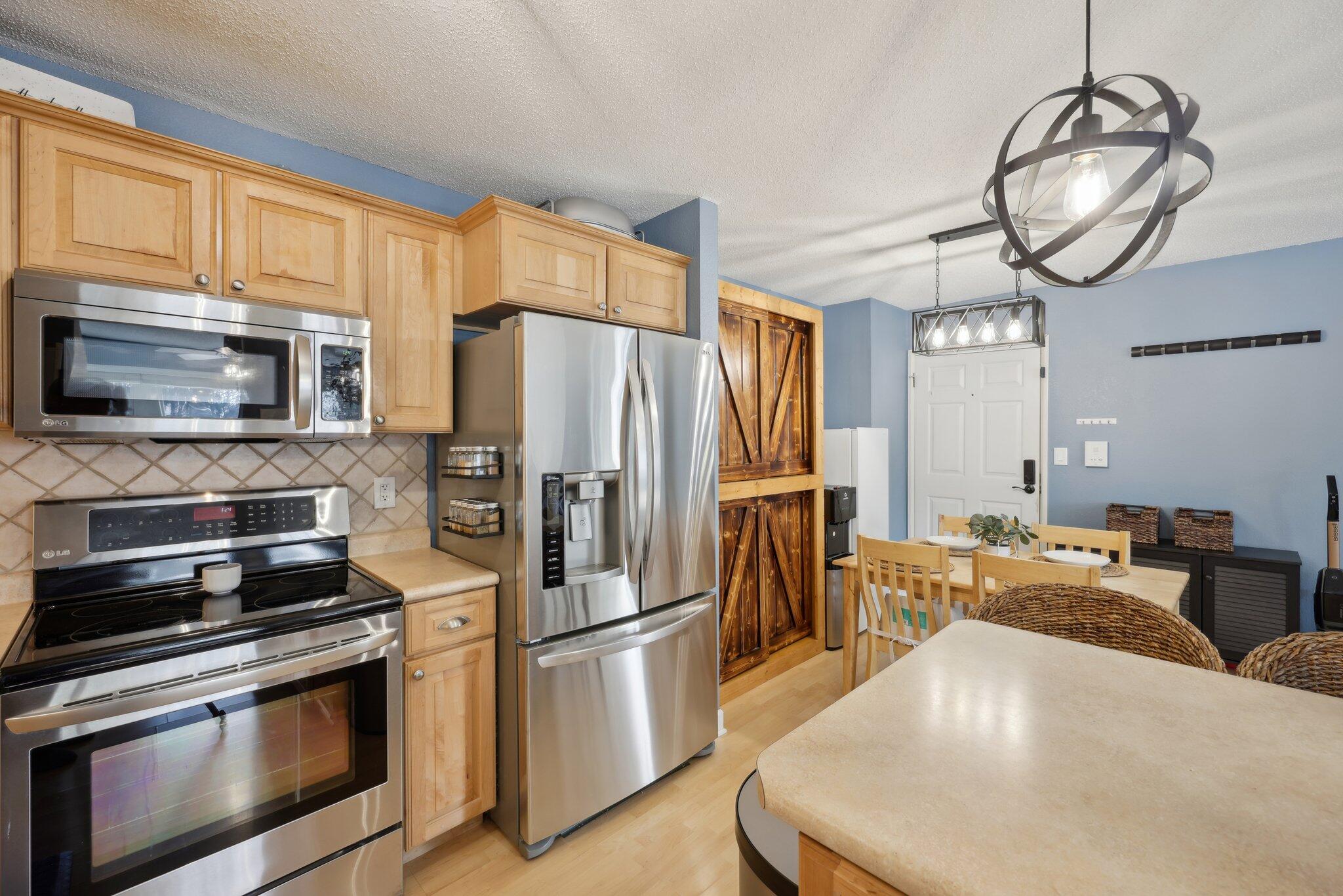 600 Laurel Lake Rd