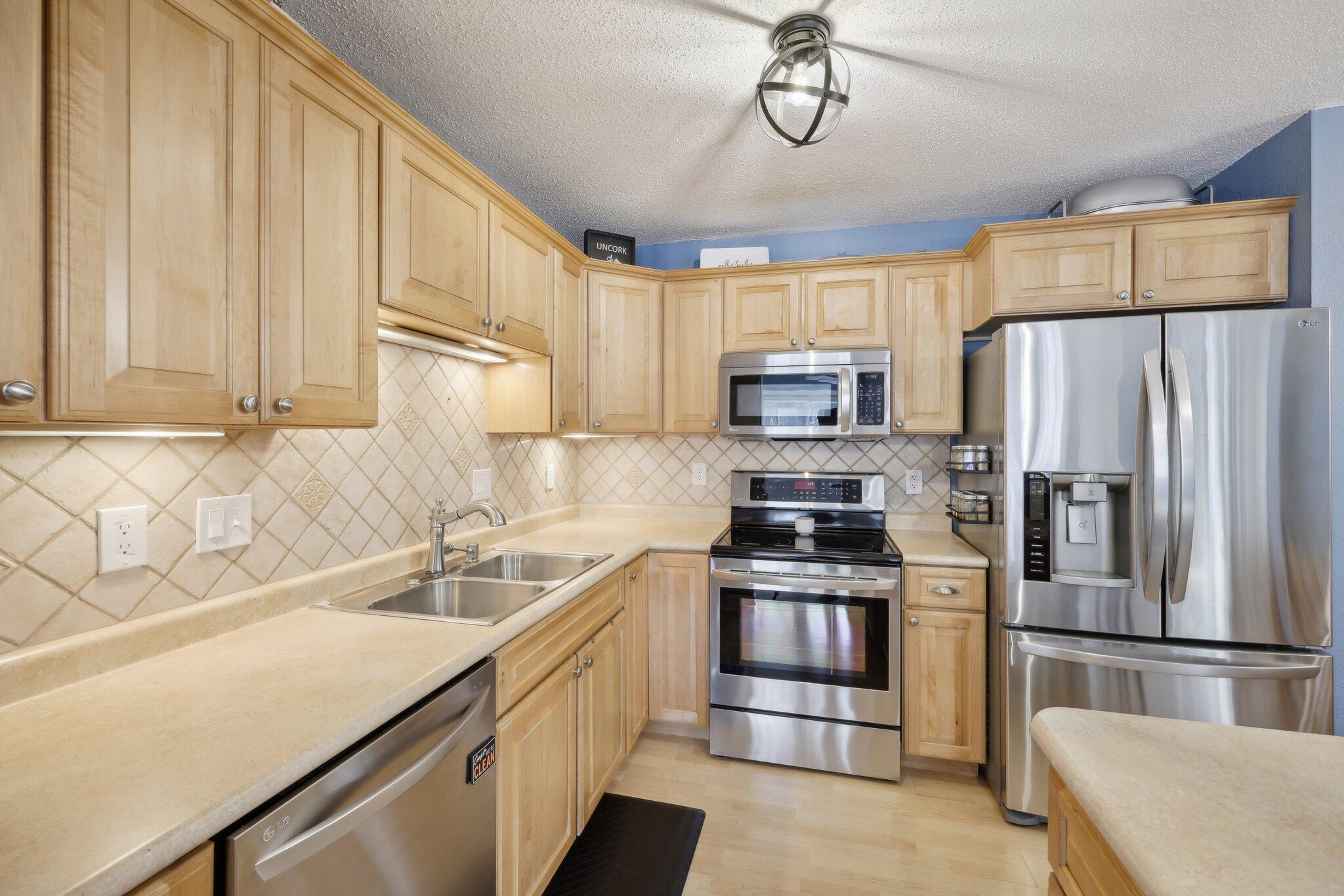 600 Laurel Lake Rd