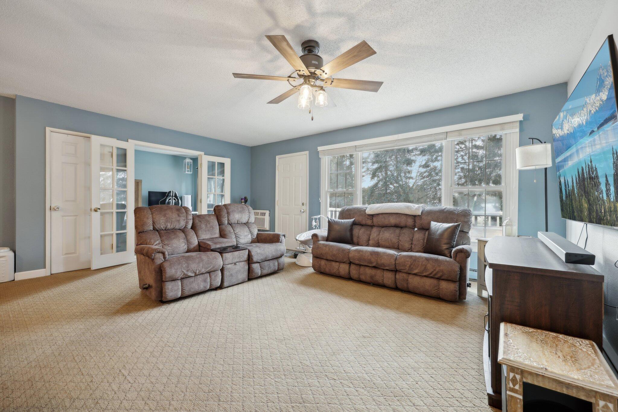 600 Laurel Lake Rd
