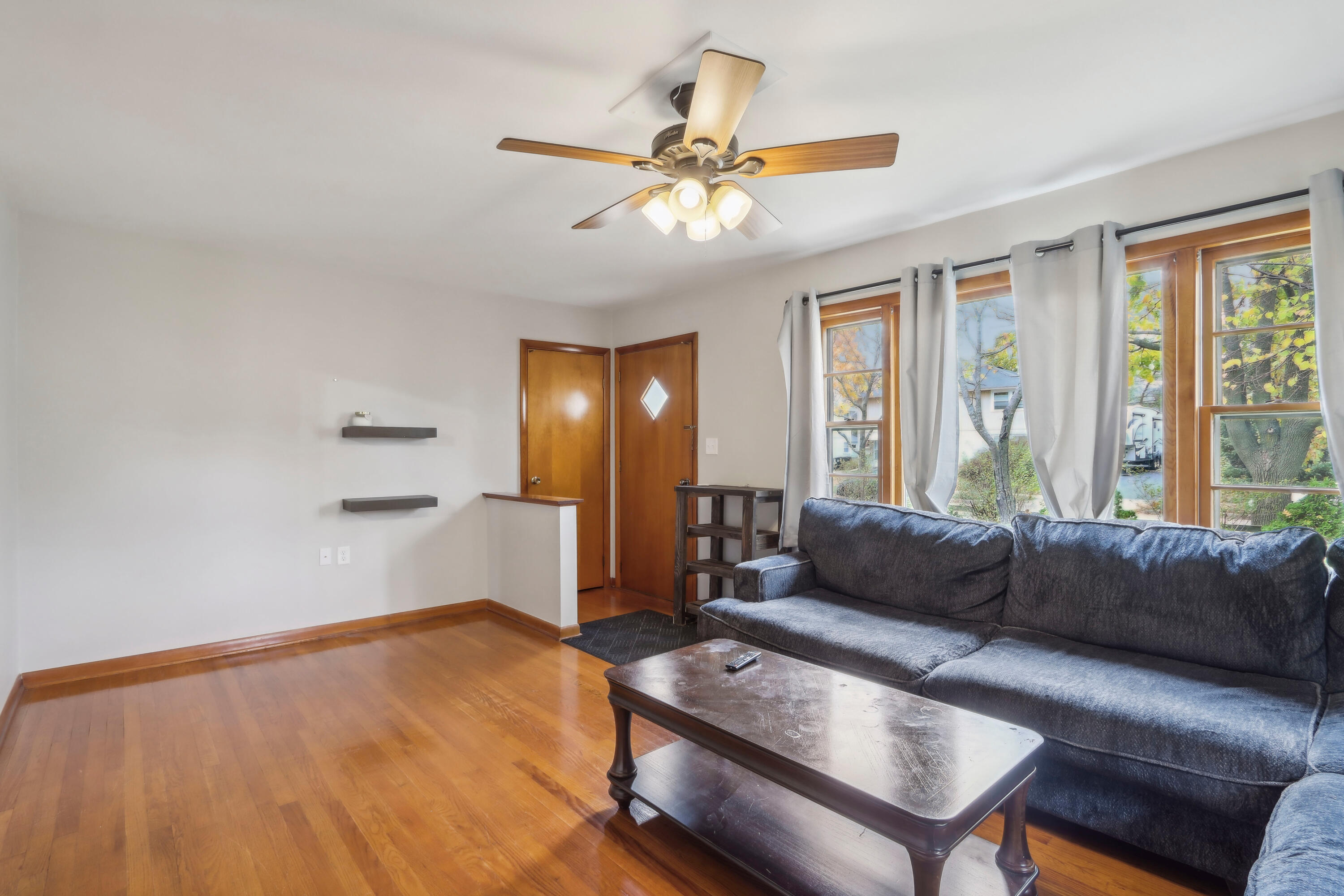 2327 Oregon St