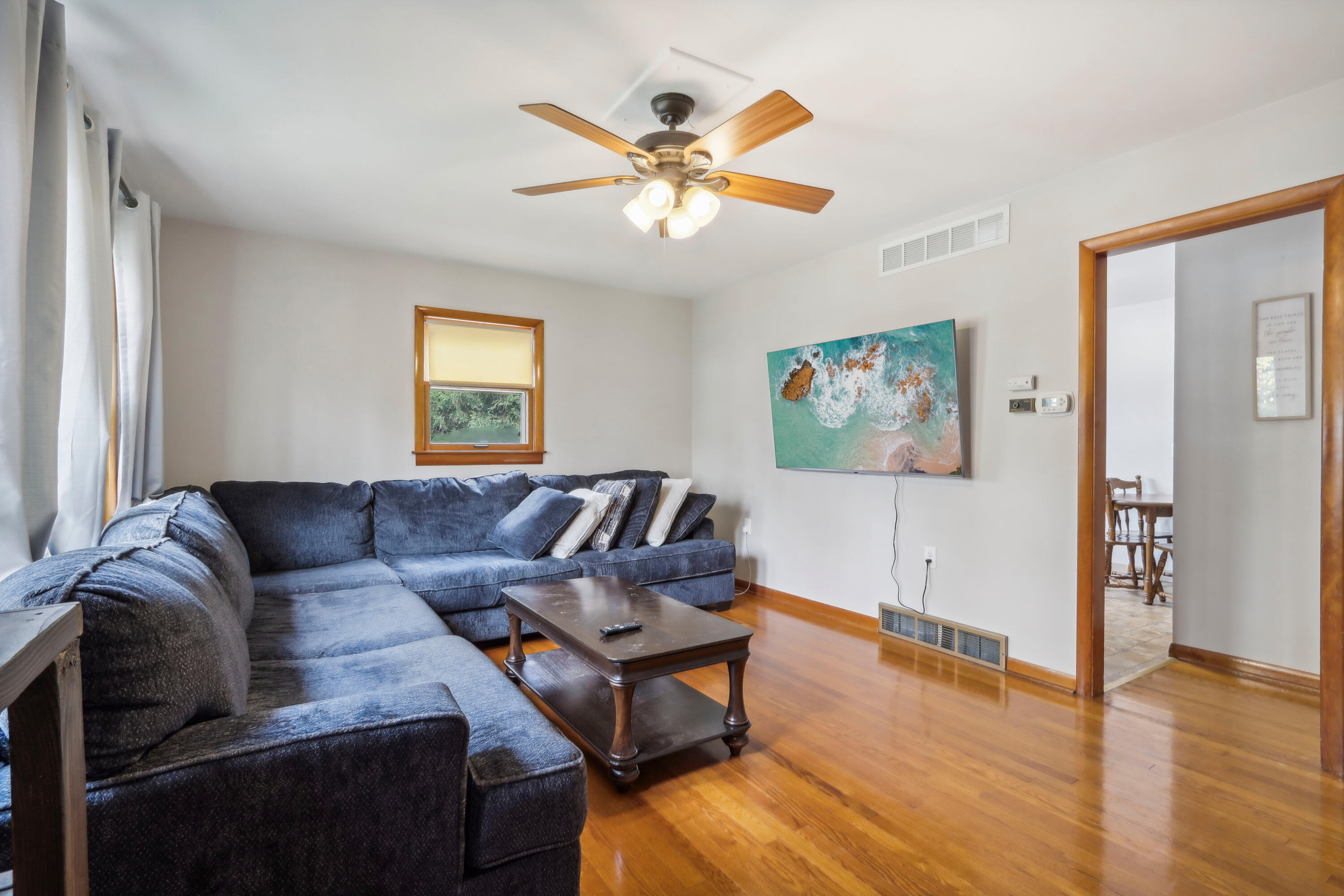 2327 Oregon St
