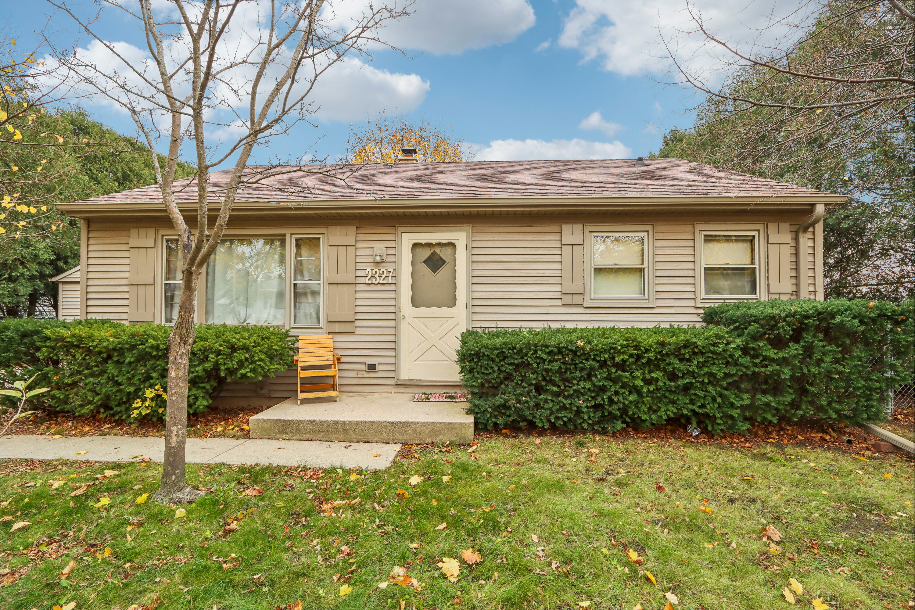 2327 Oregon St