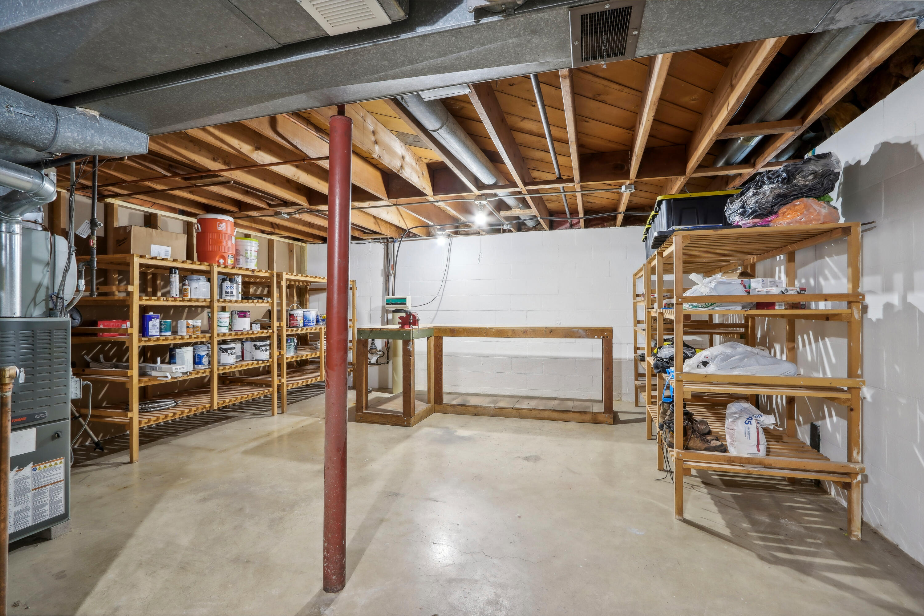 2327 Oregon St