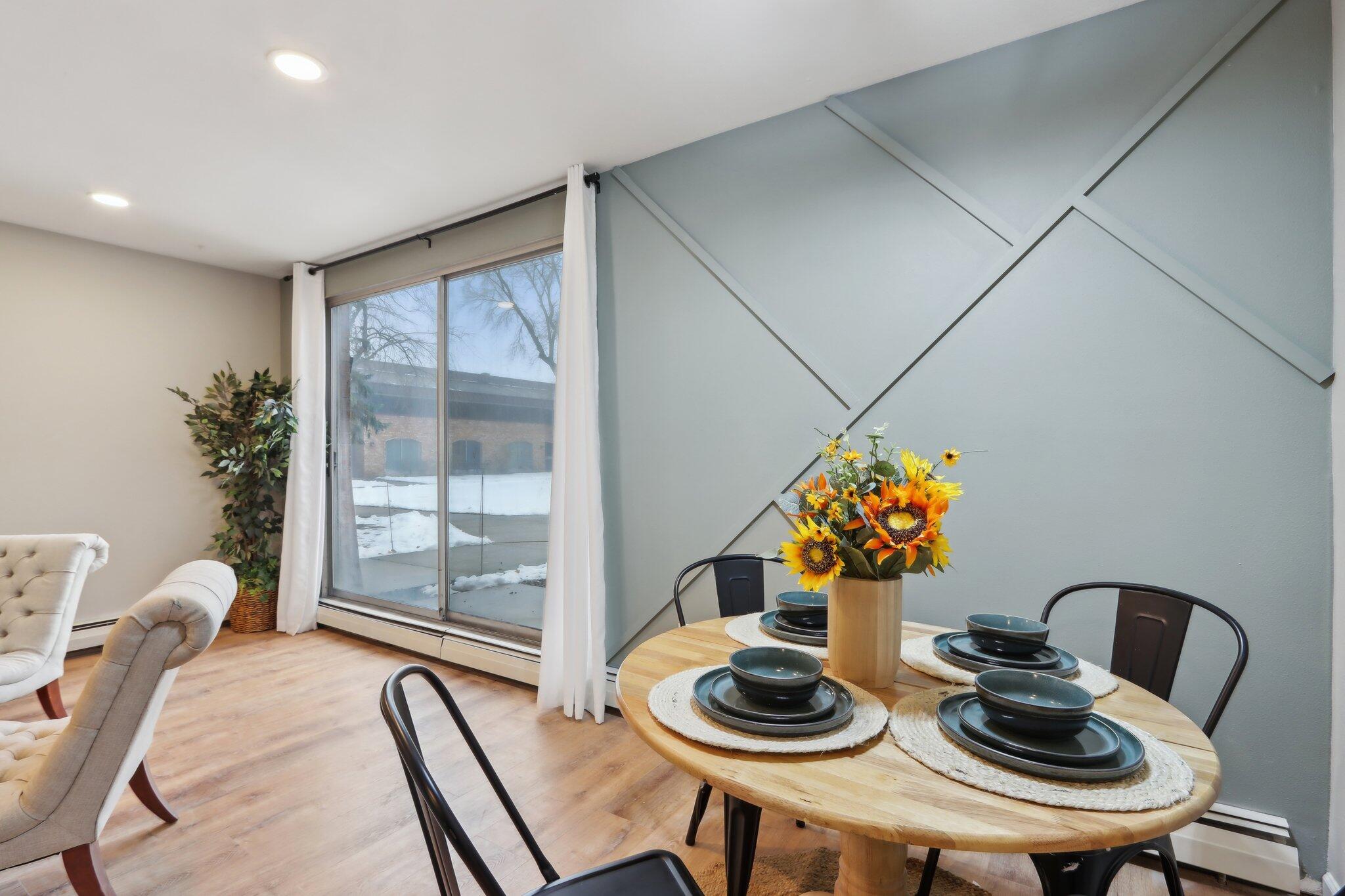 4225 W Rivers Edge Cir