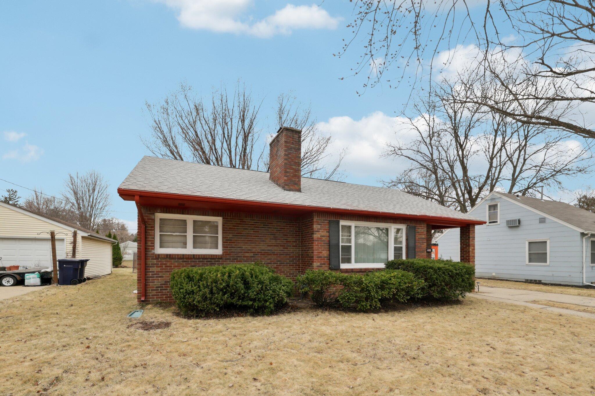 1714 Myra Ave