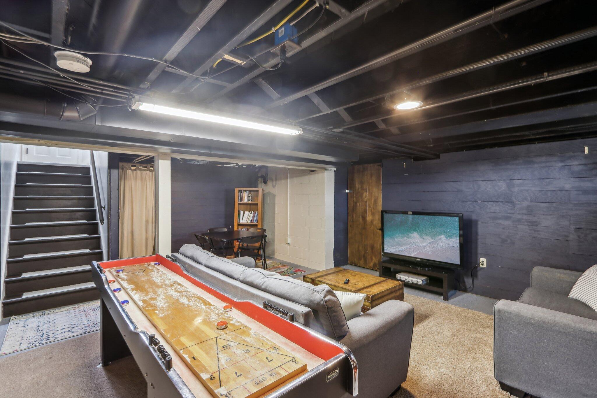 4728 N Diversey Blvd