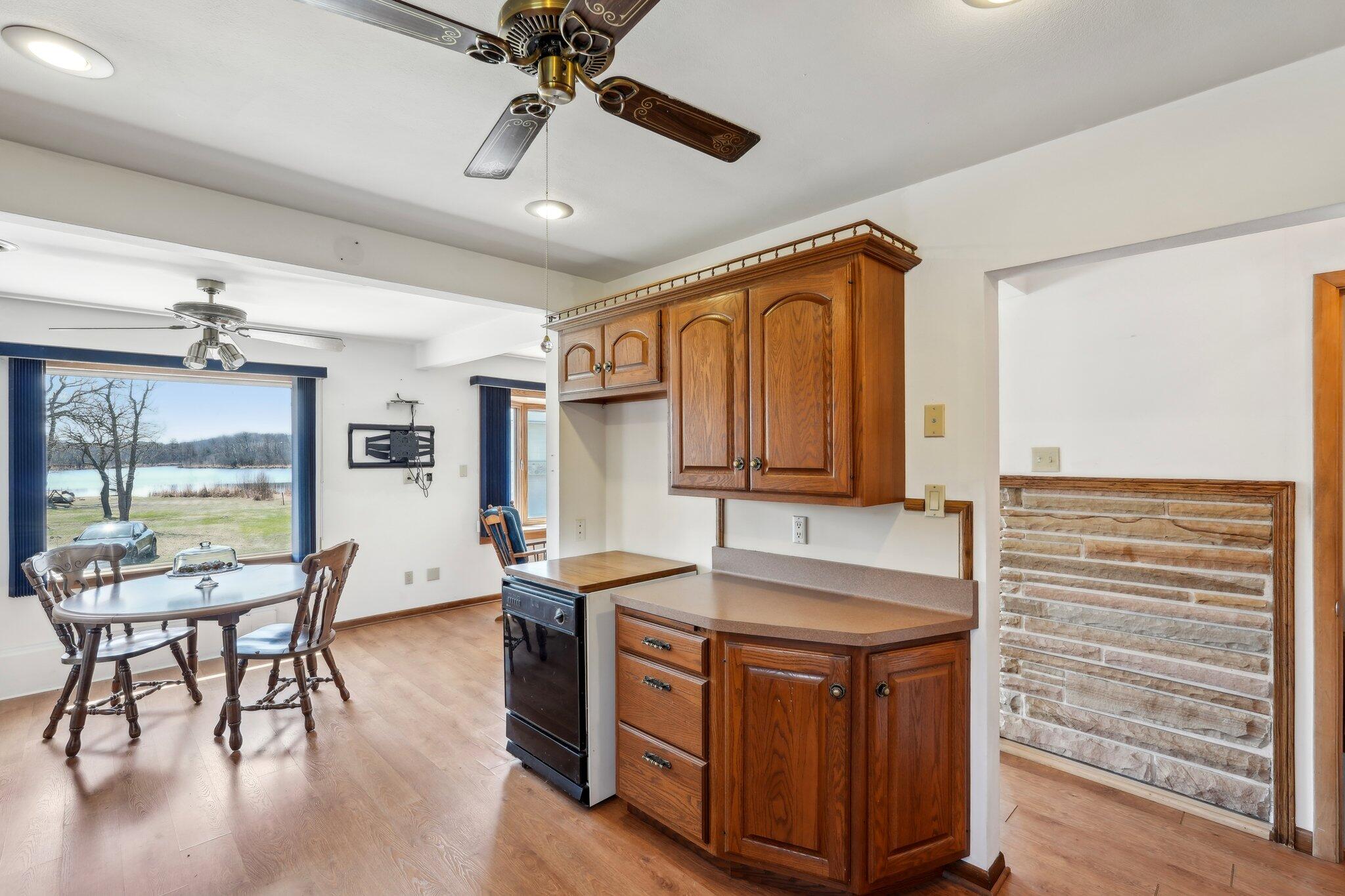 4921 Bonnie VIew Ln