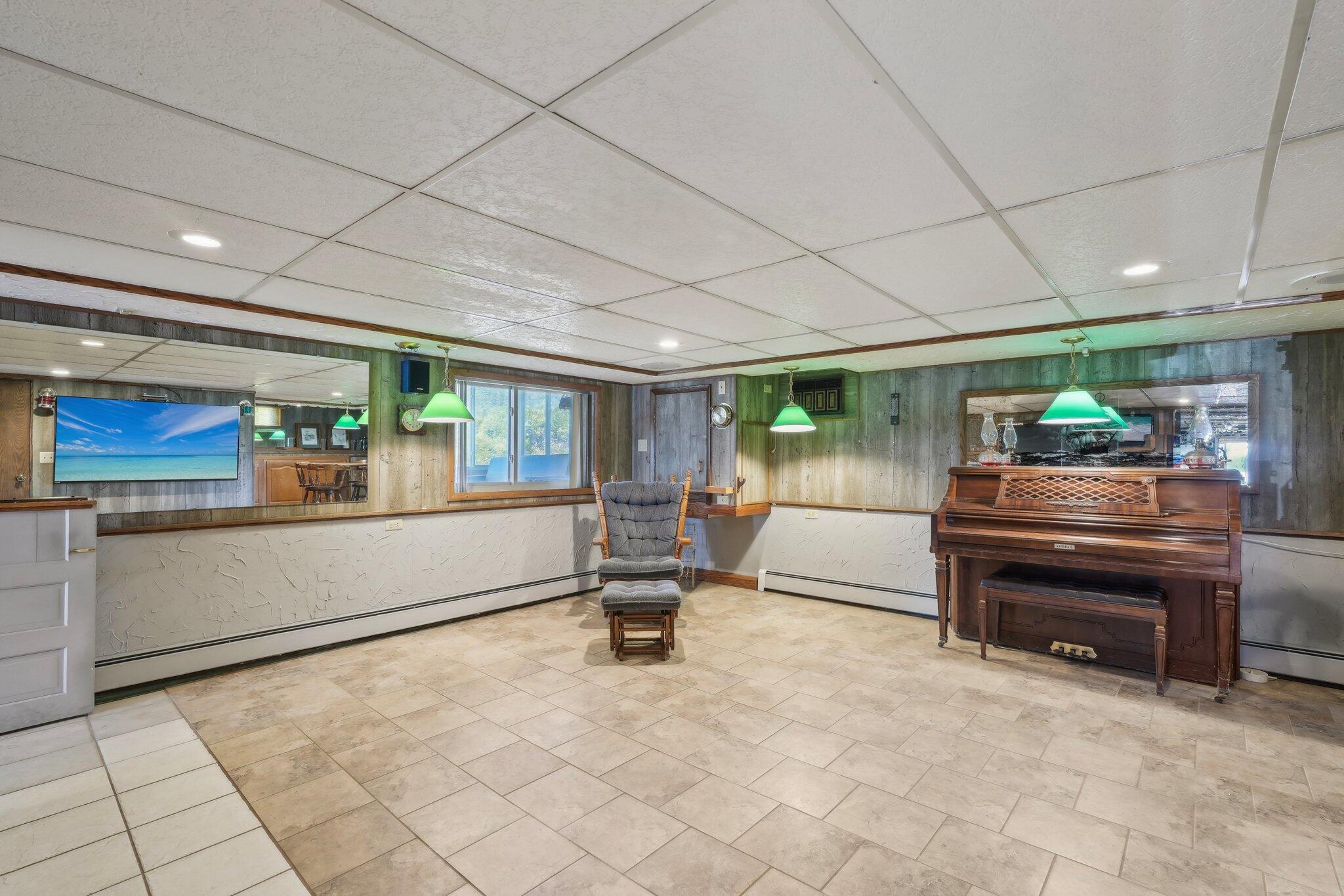 4921 Bonnie VIew Ln