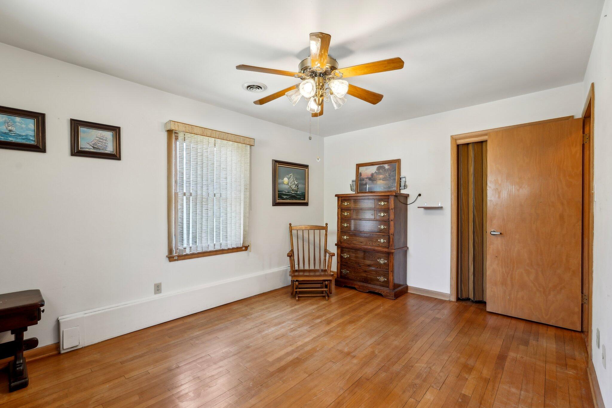 4921 Bonnie VIew Ln
