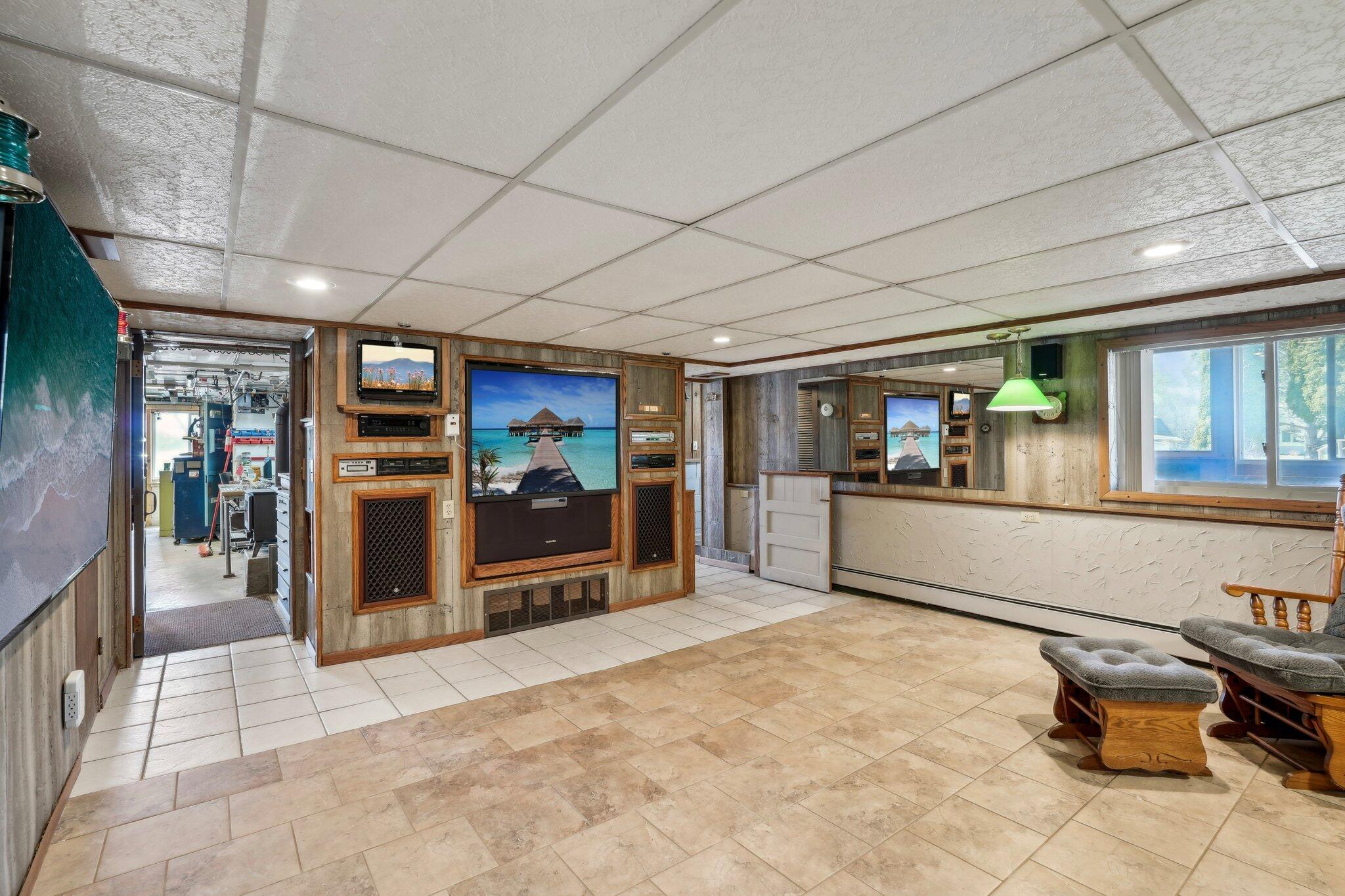 4921 Bonnie VIew Ln