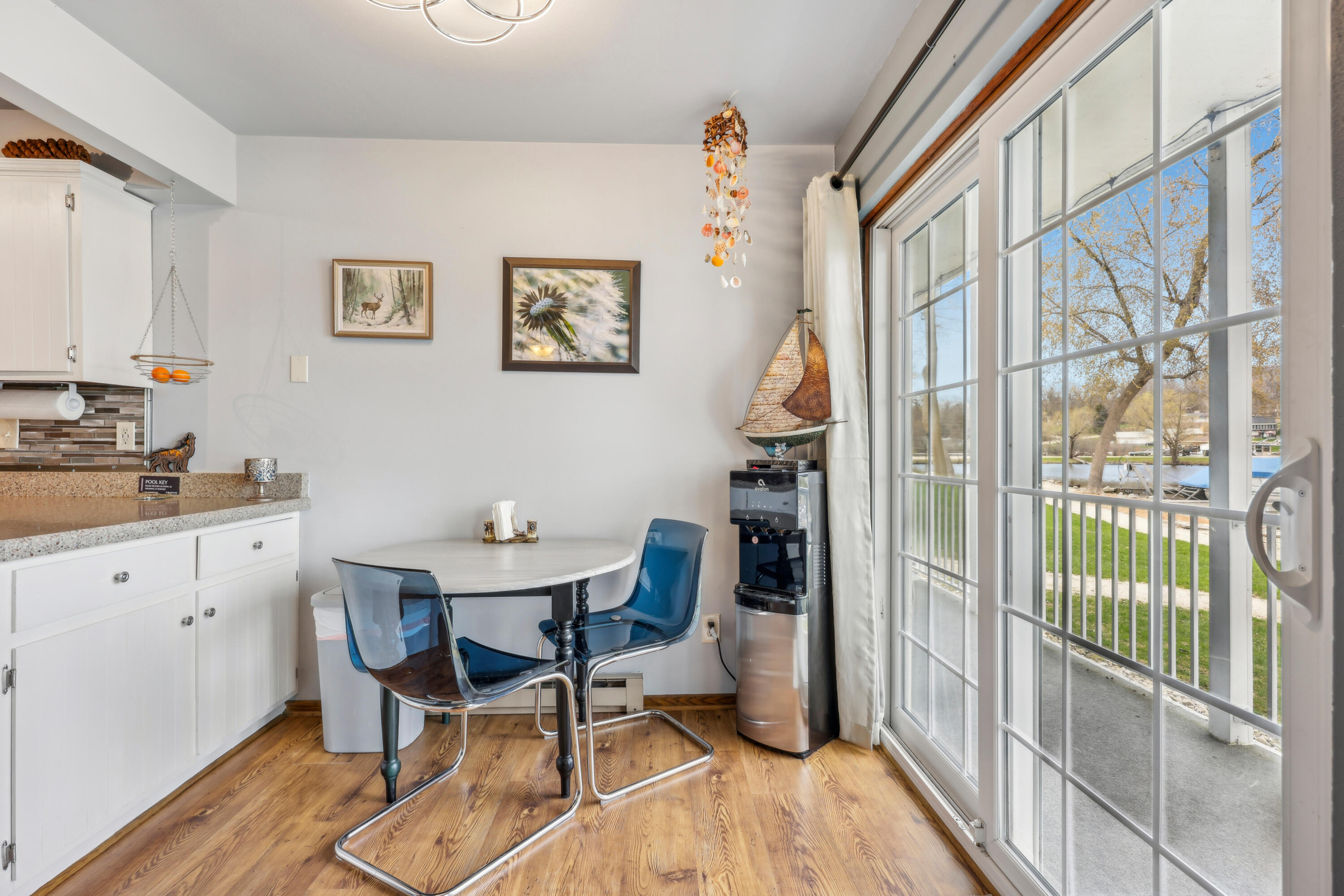 300 Foxwood Dr Dr