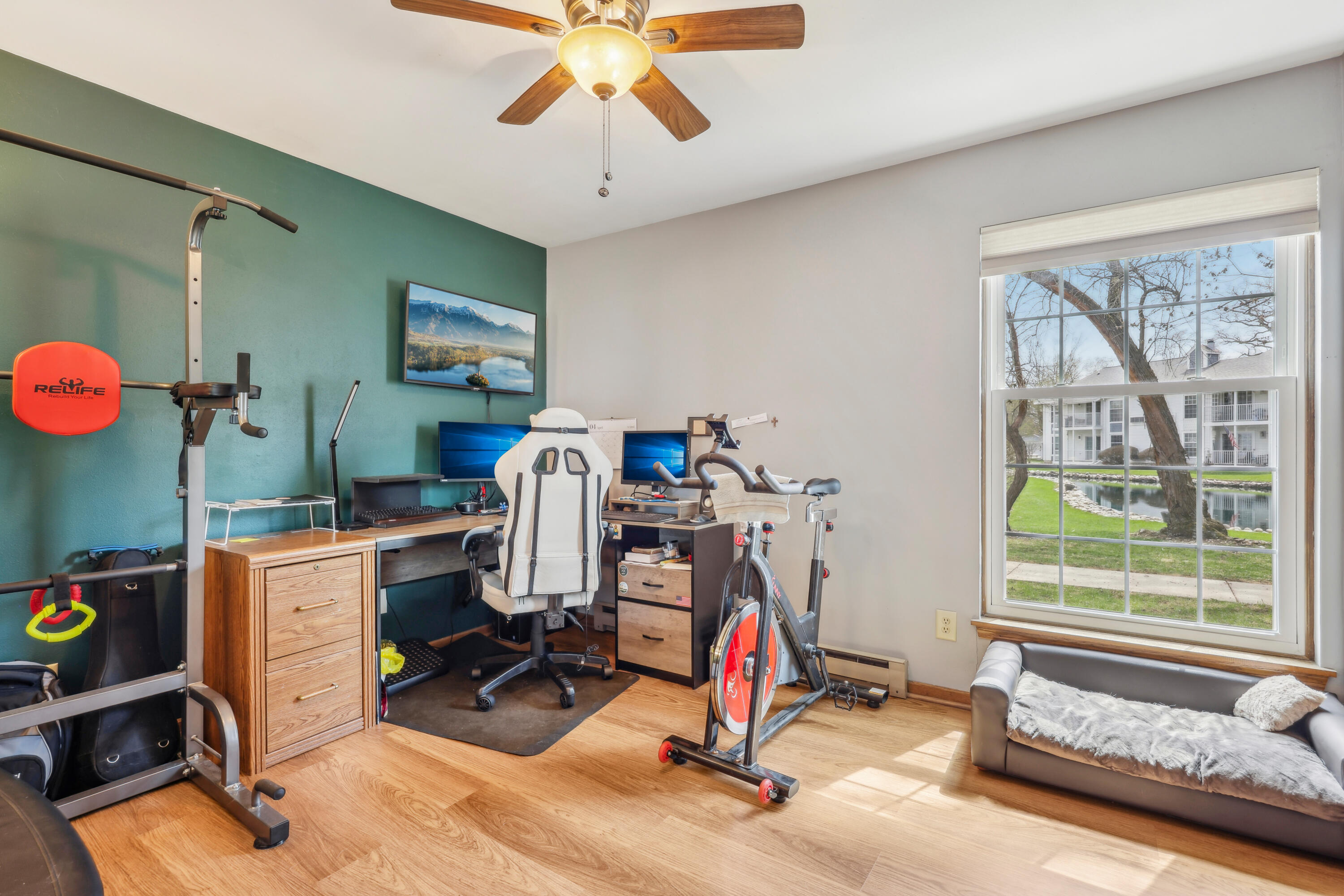 300 Foxwood Dr Dr