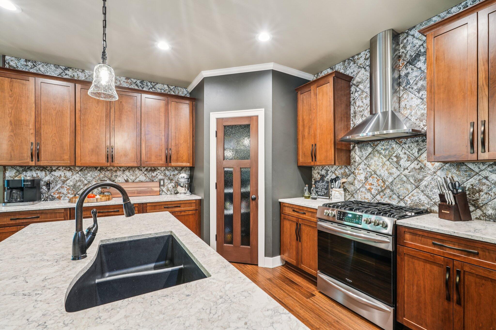 N3599 Red Oak Dr
