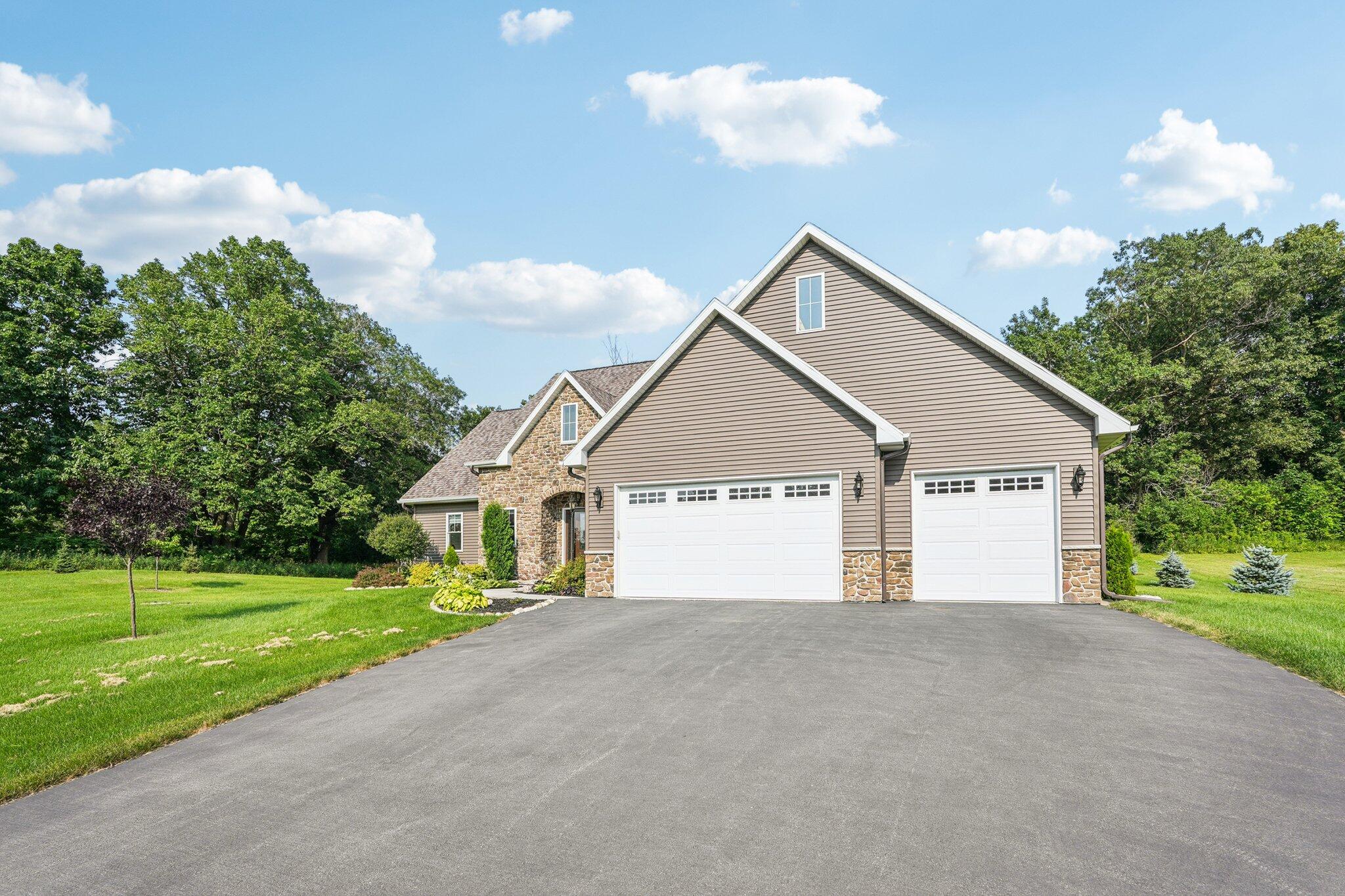 N3599 Red Oak Dr