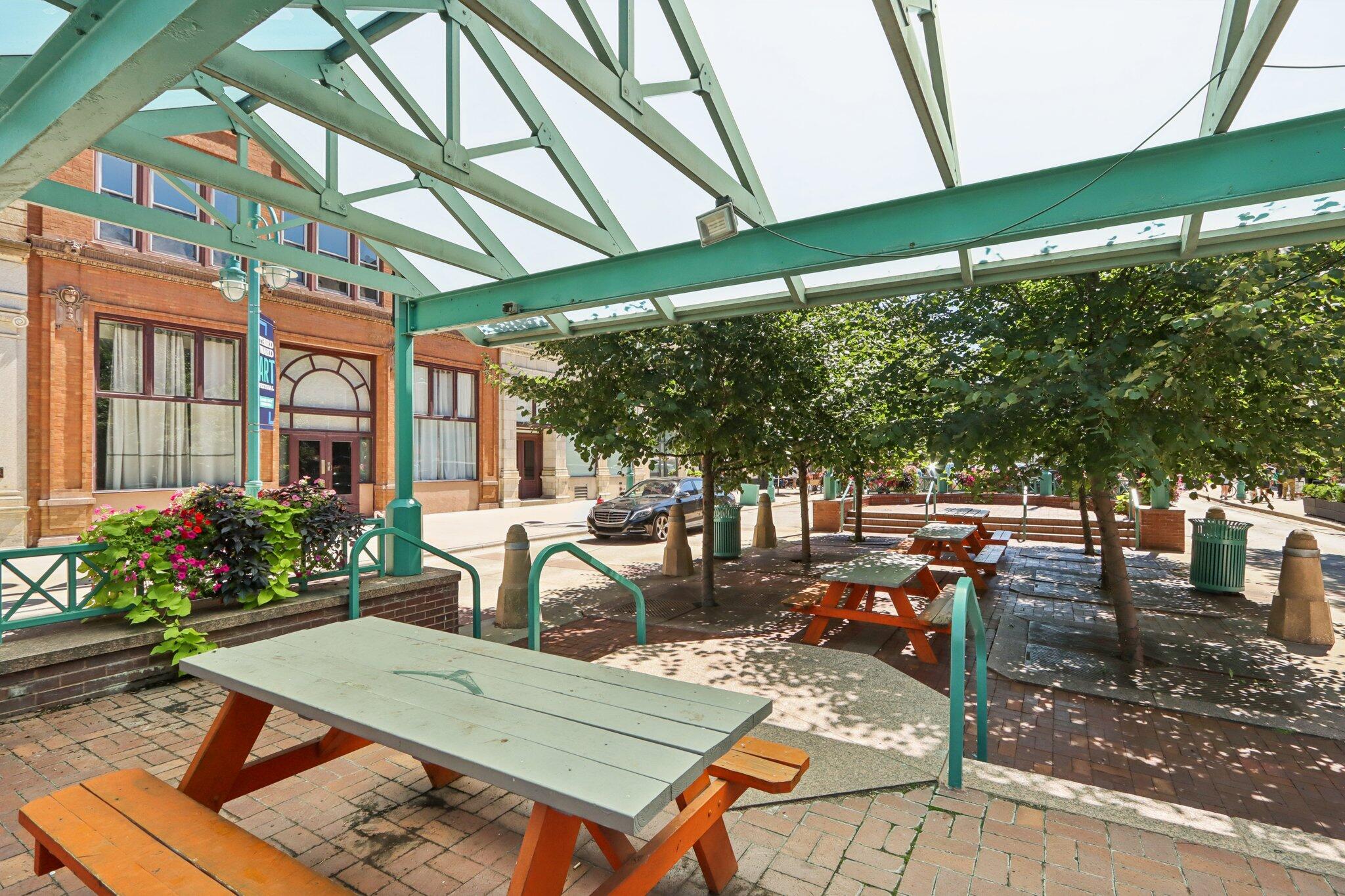 234 N Broadway - Unit: 513
