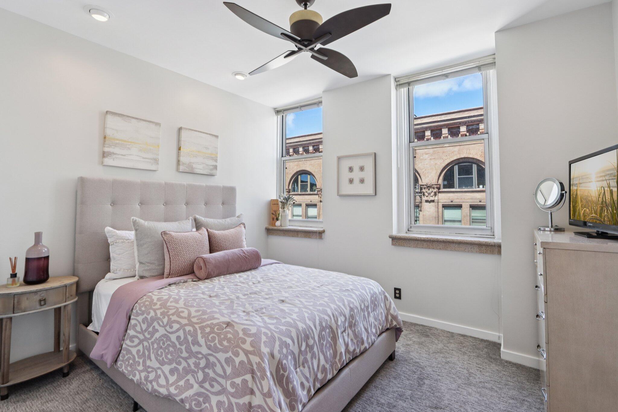 234 N Broadway - Unit: 513