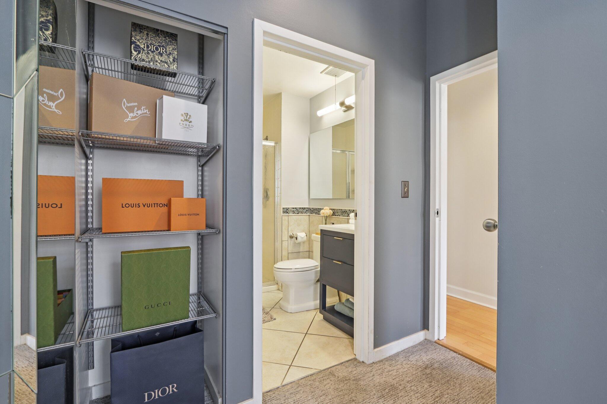 234 N Broadway - Unit: 513