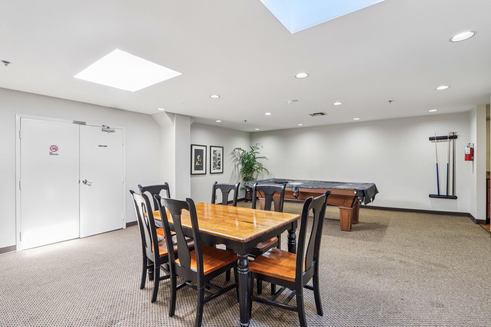 234 N Broadway - Unit: 513