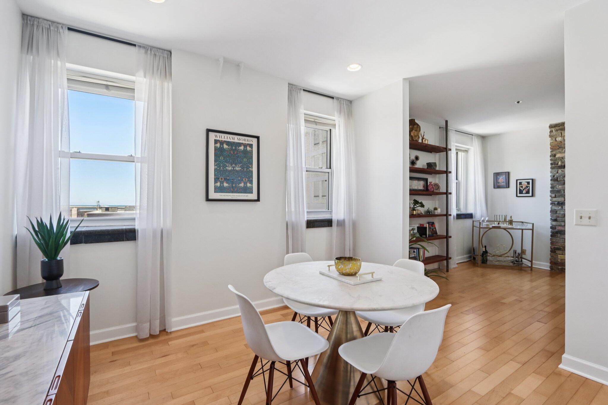 234 N Broadway - Unit: 513