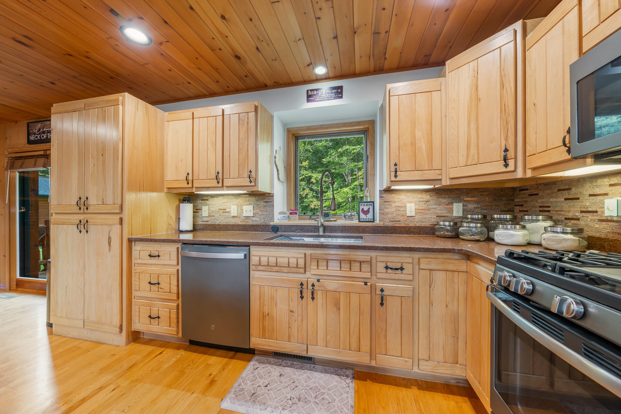 3812 Brehmer Rd