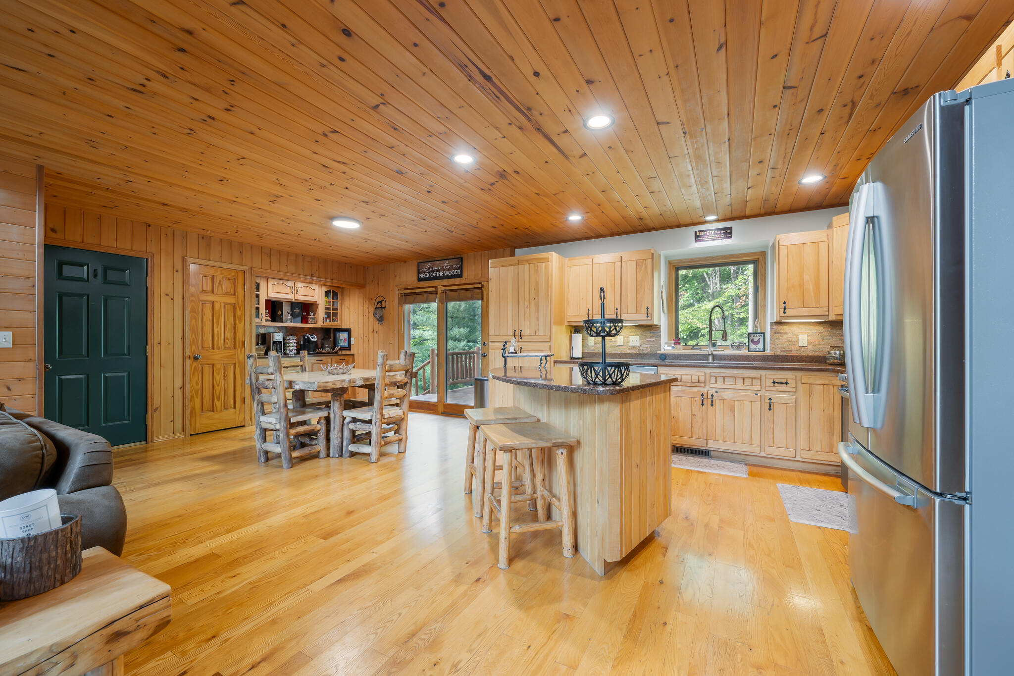 3812 Brehmer Rd