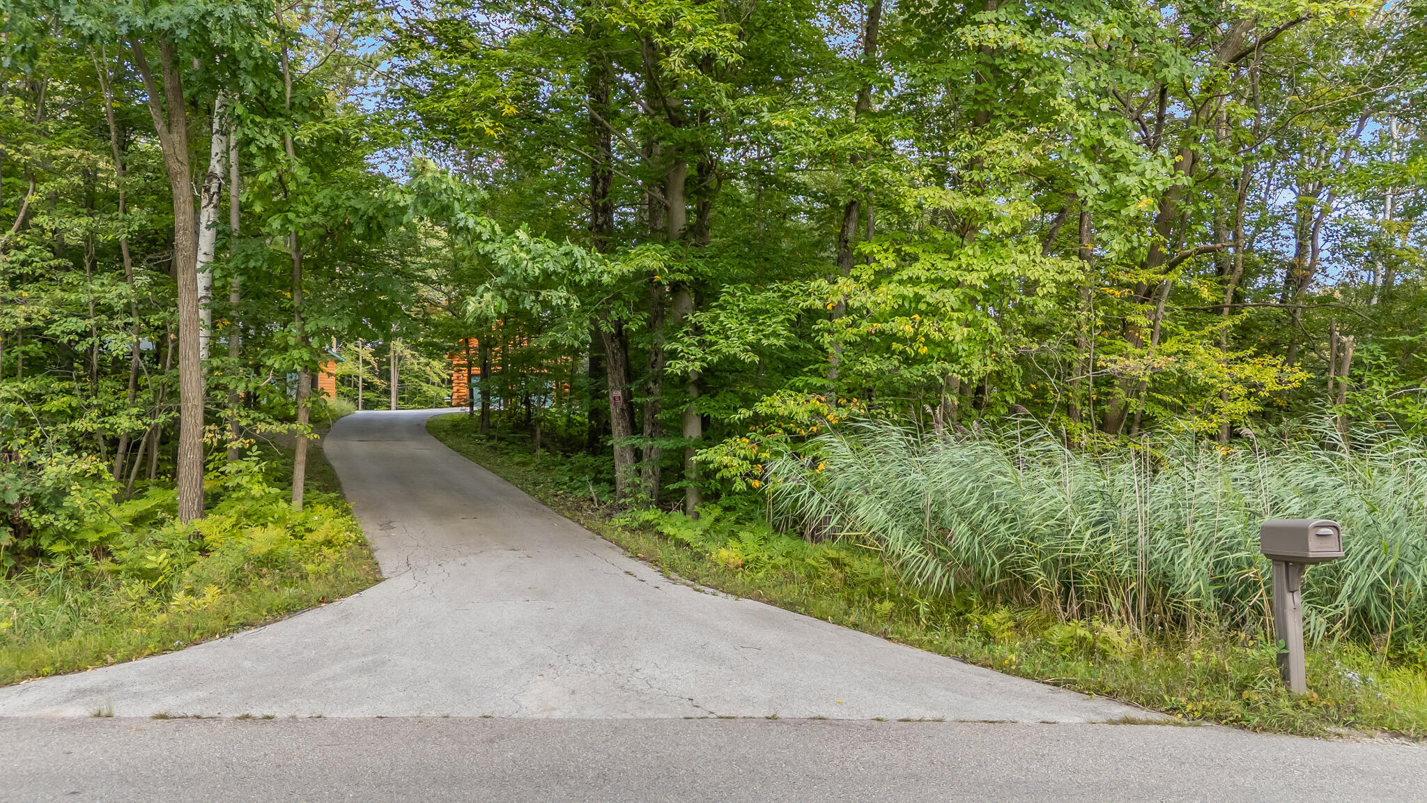3812 Brehmer Rd