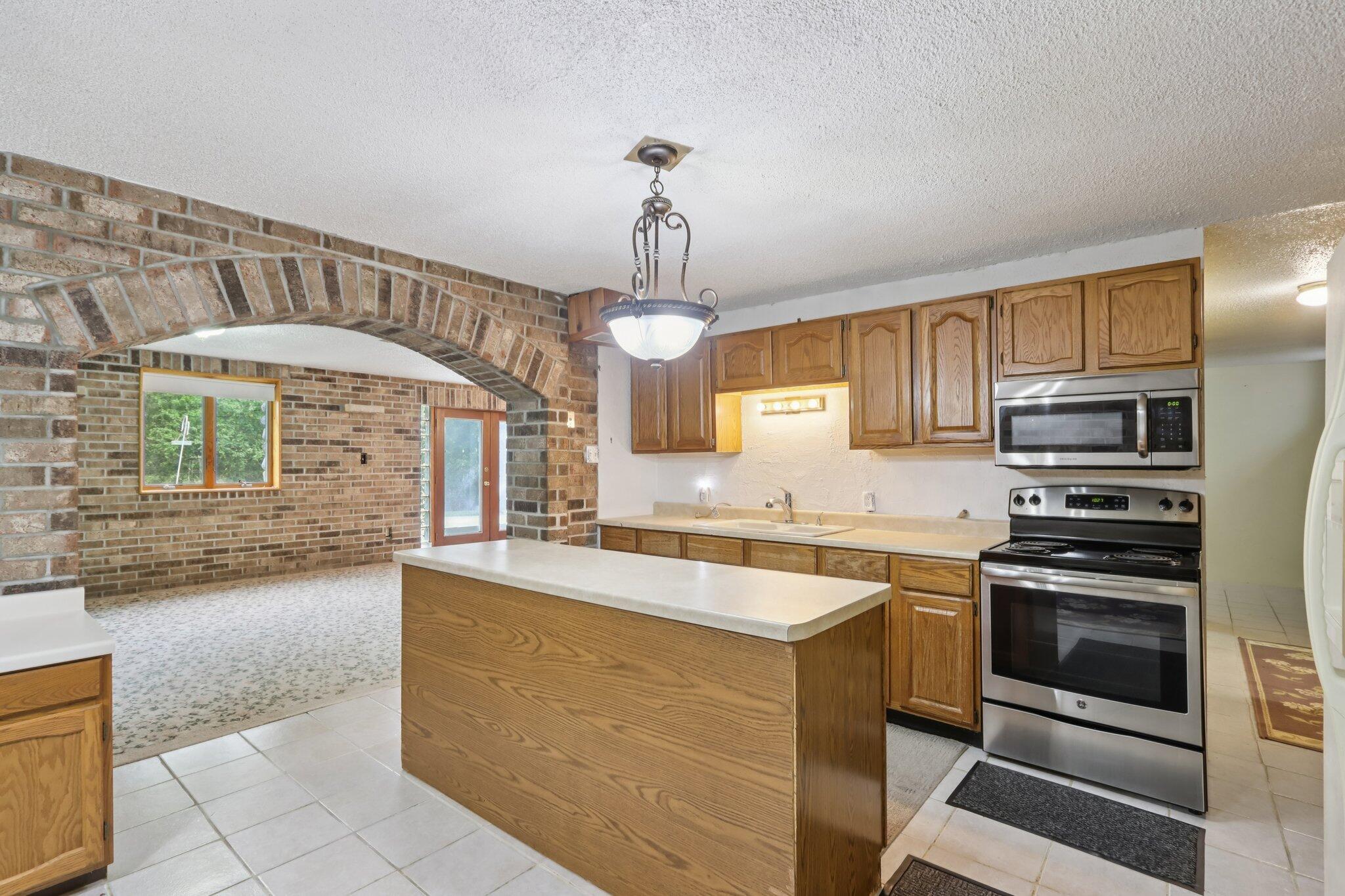 N1332 County Road E -