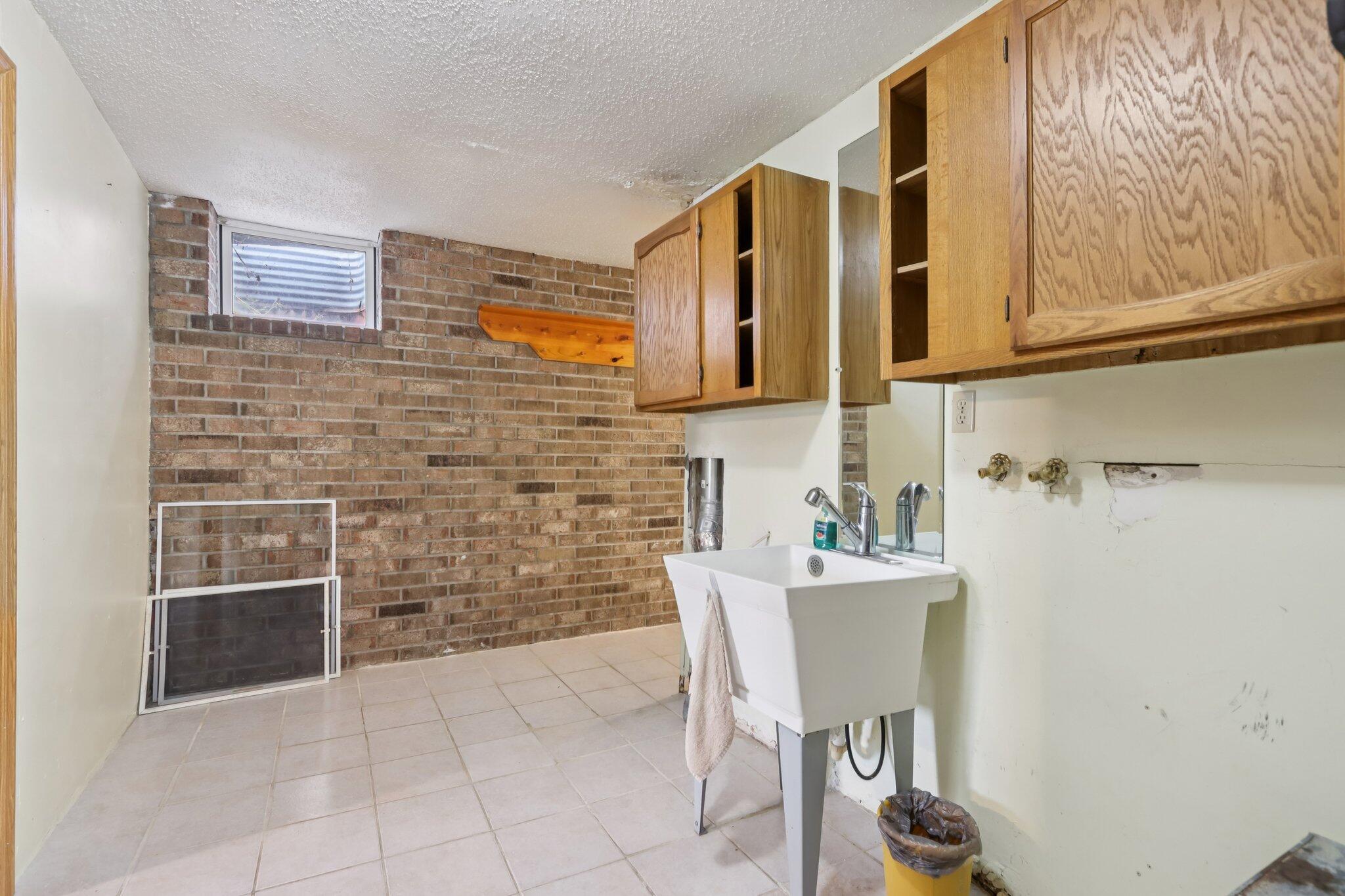 N1332 County Road E -