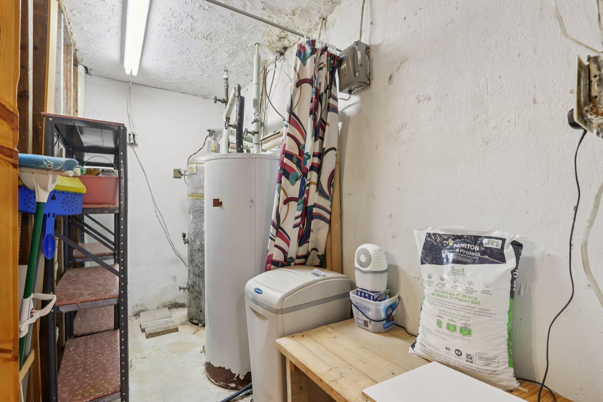 N1332 County Road E -