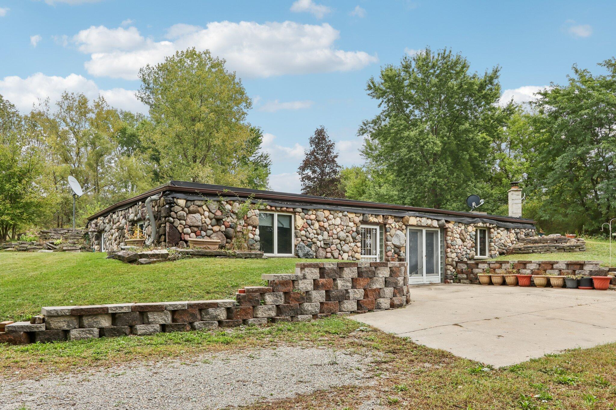 N1332 County Road E -