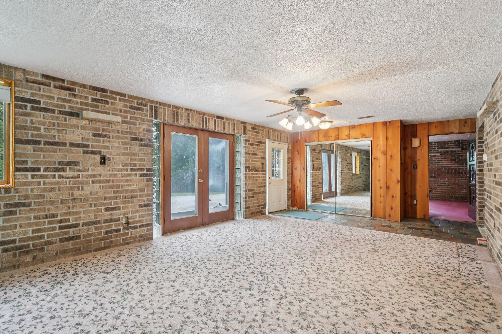 N1332 County Road E -