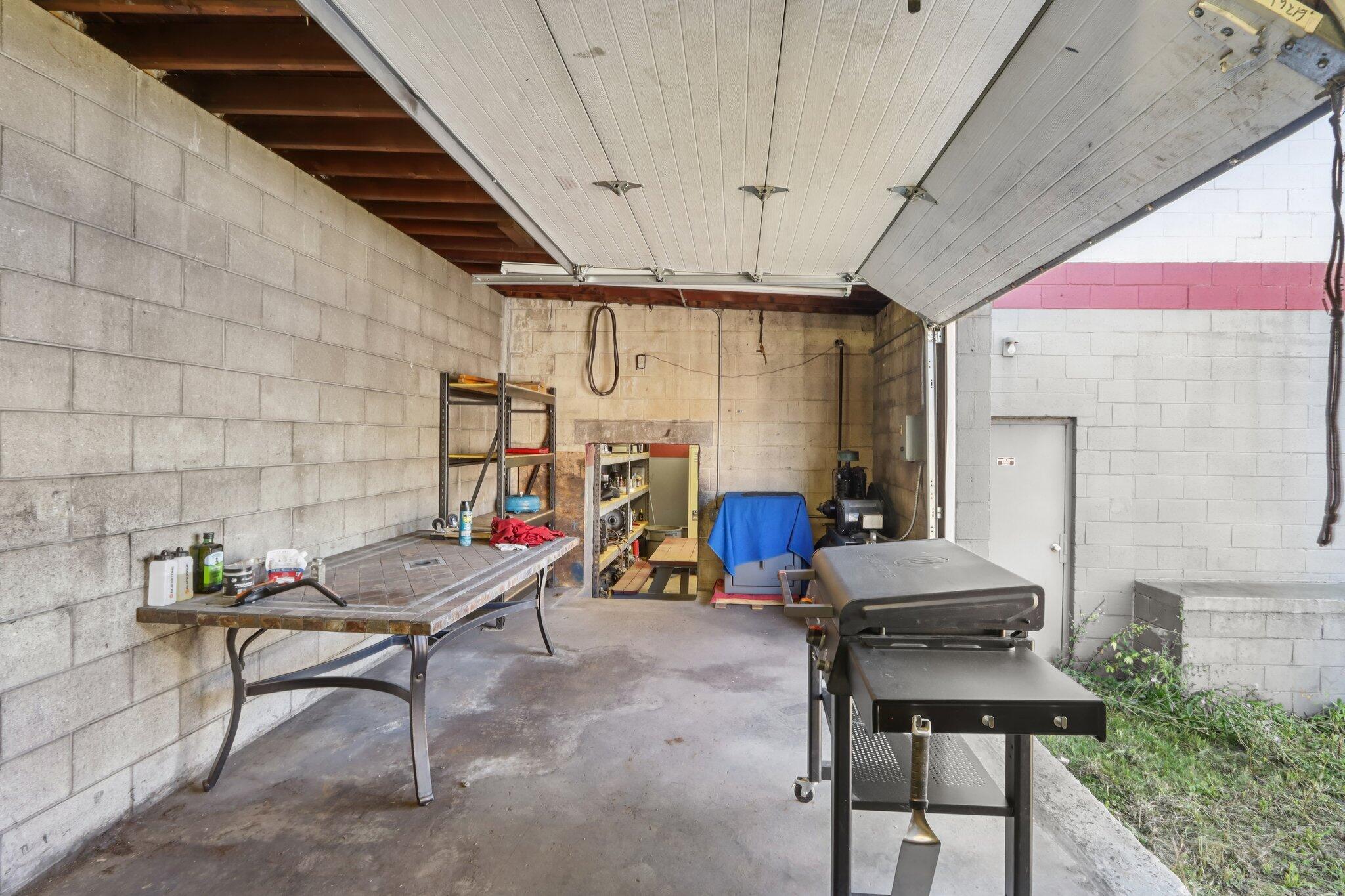 6826 W Capitol Dr