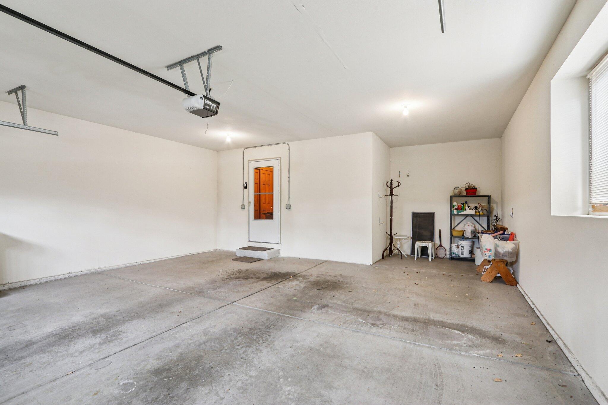 12374 W Waterford Ave