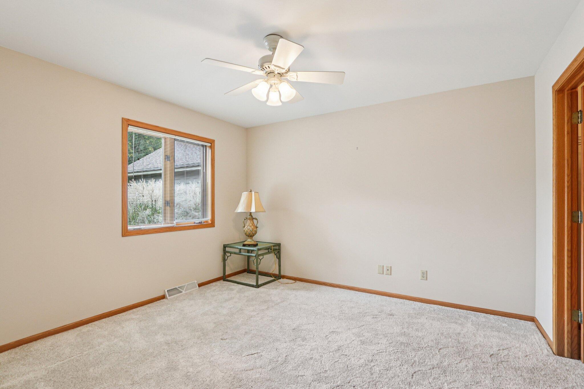 12374 W Waterford Ave