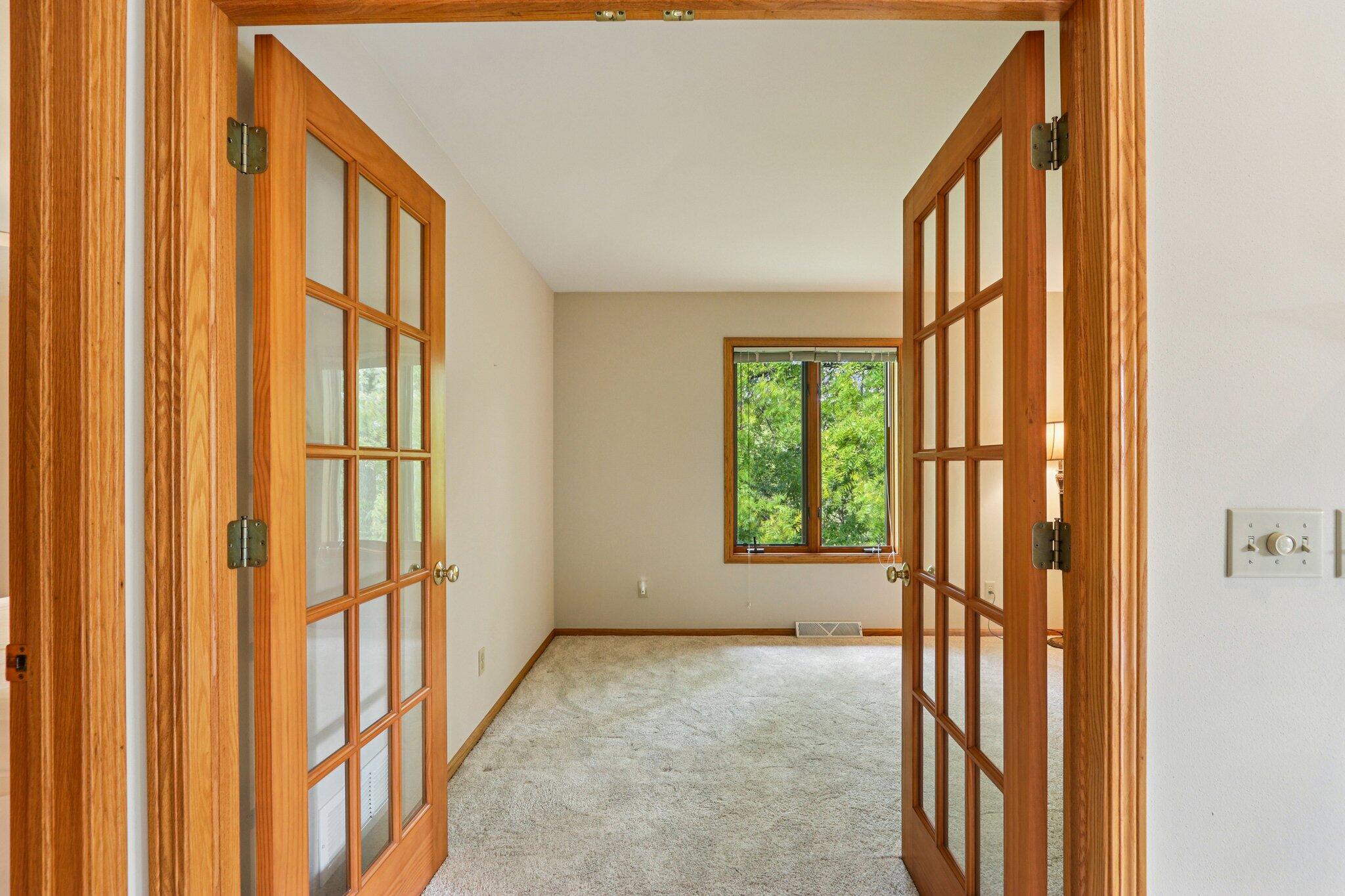 12374 W Waterford Ave