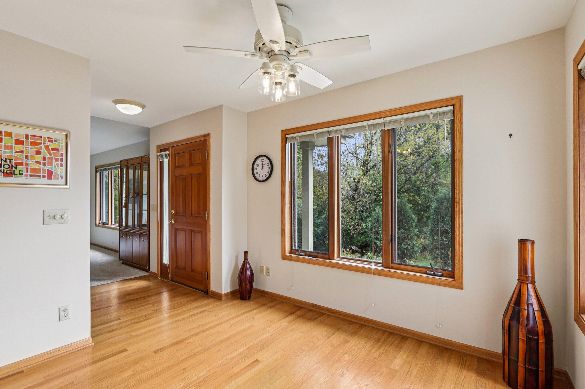 12374 W Waterford Ave