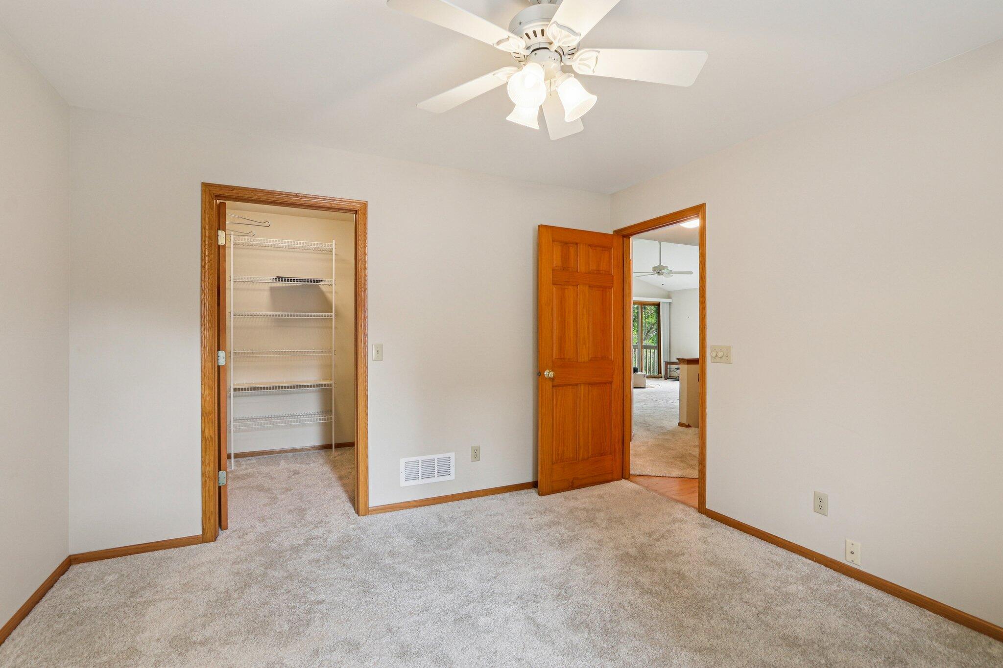 12374 W Waterford Ave