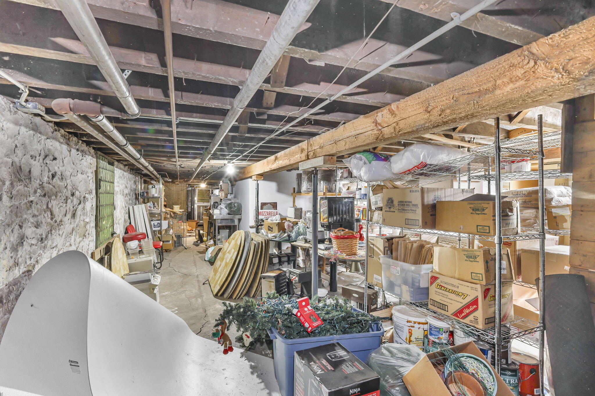 134 E Lake St Unit: 136