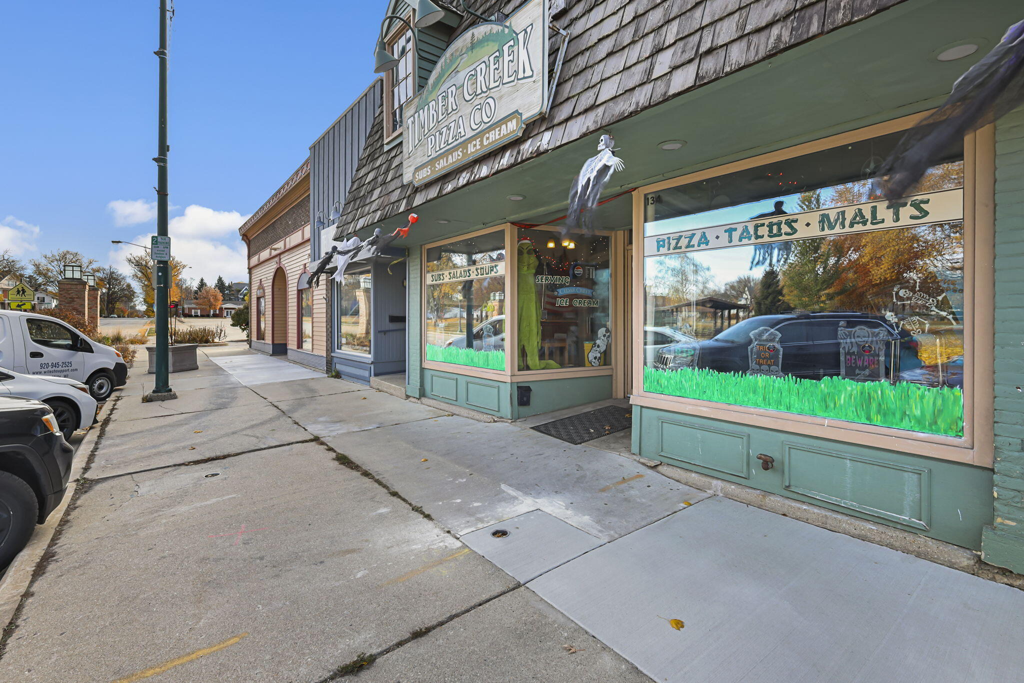 134 E Lake St Unit: 136